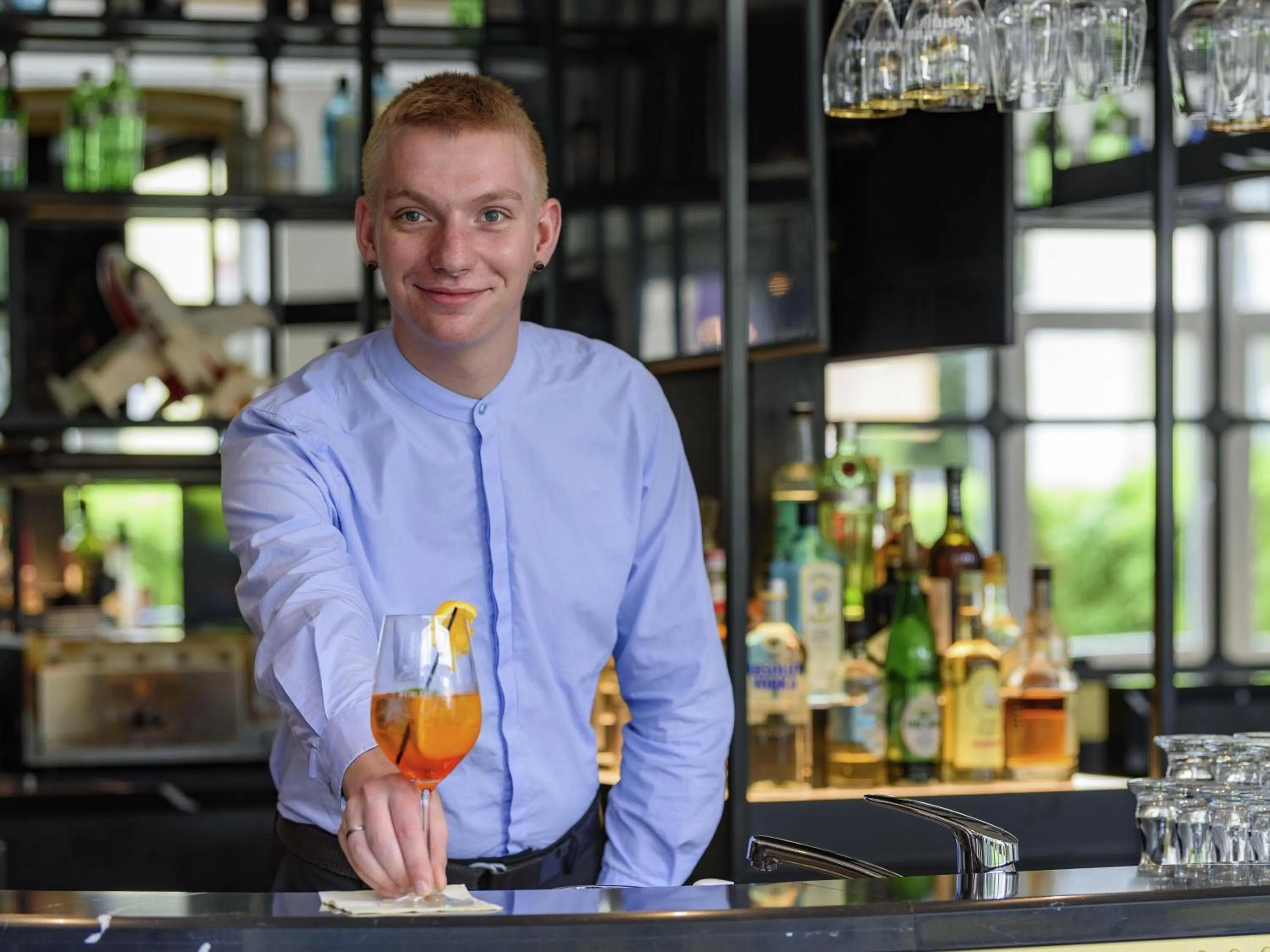 Lounge or bar in Mercure Neu-Isenburg