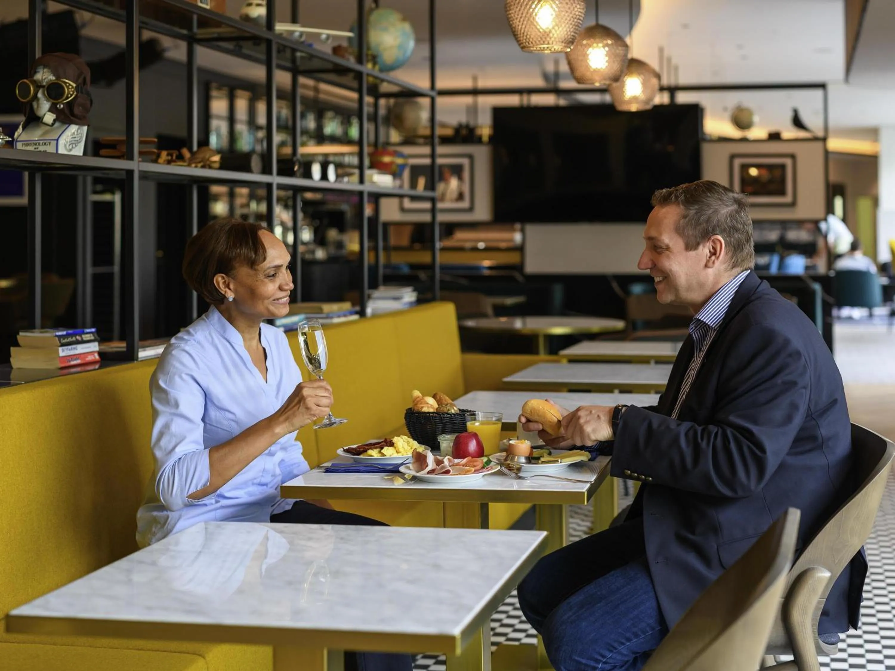 Breakfast in Mercure Neu-Isenburg