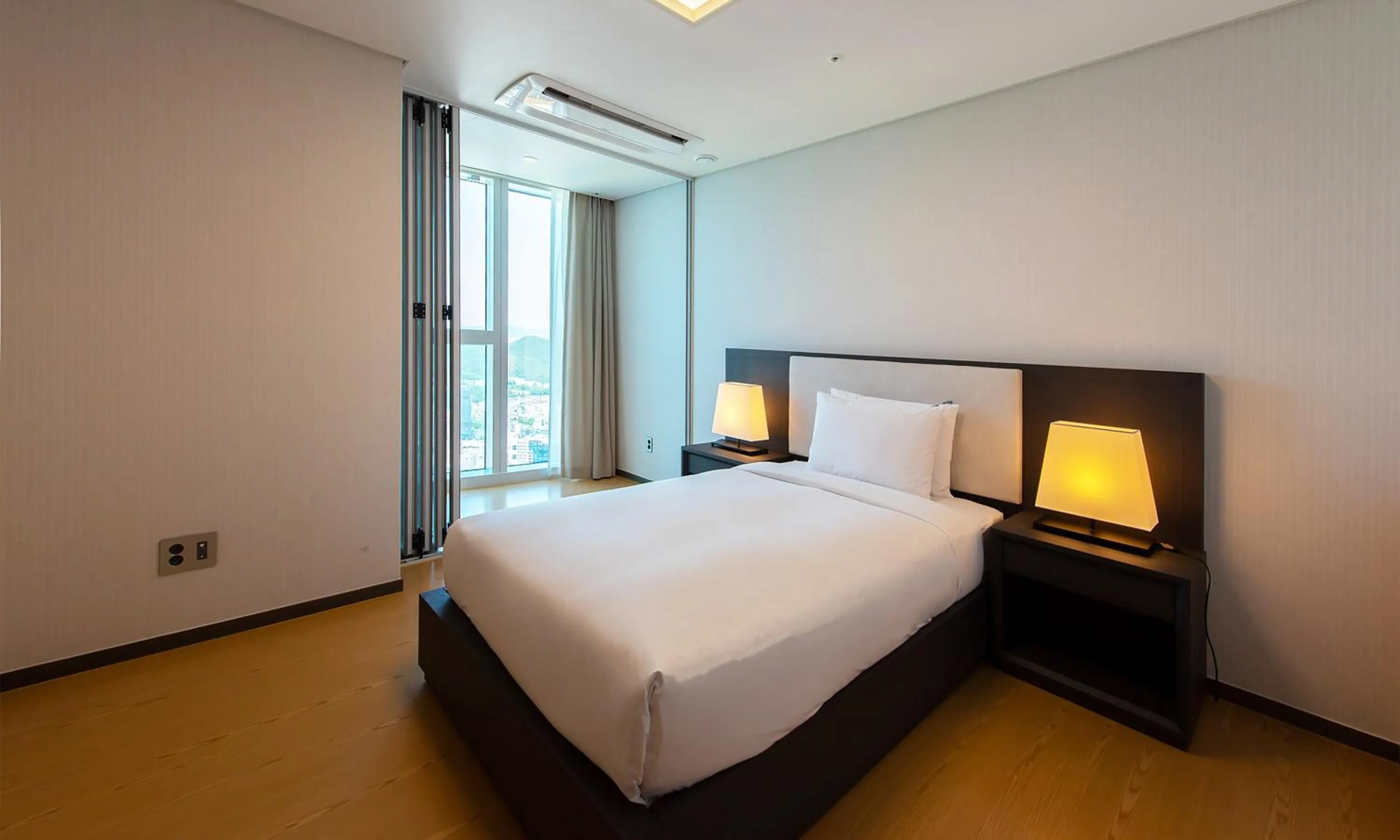 Bedroom, Bed in LCT Residence