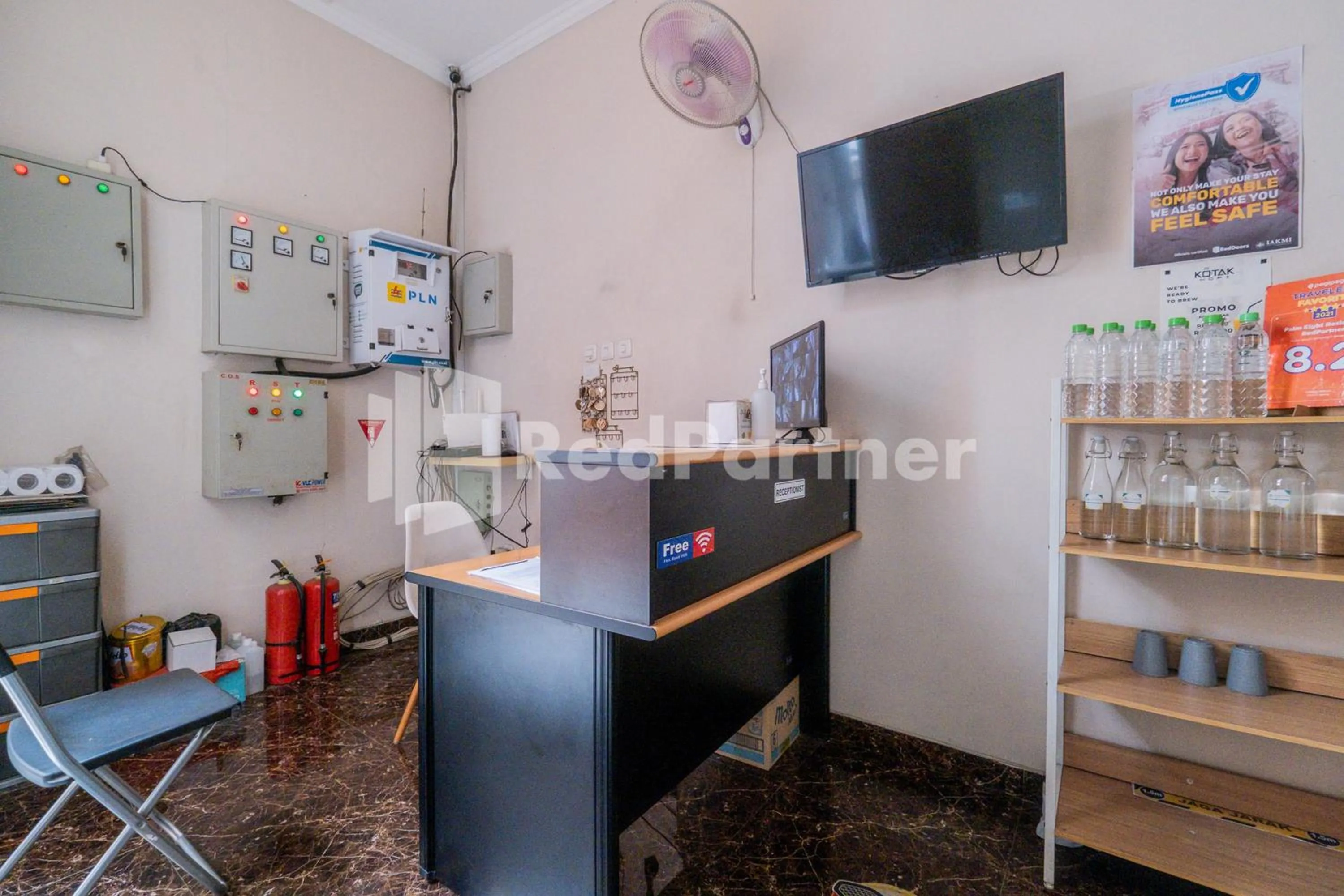 Lobby or reception in Palm Eight Mitra RedDoorz