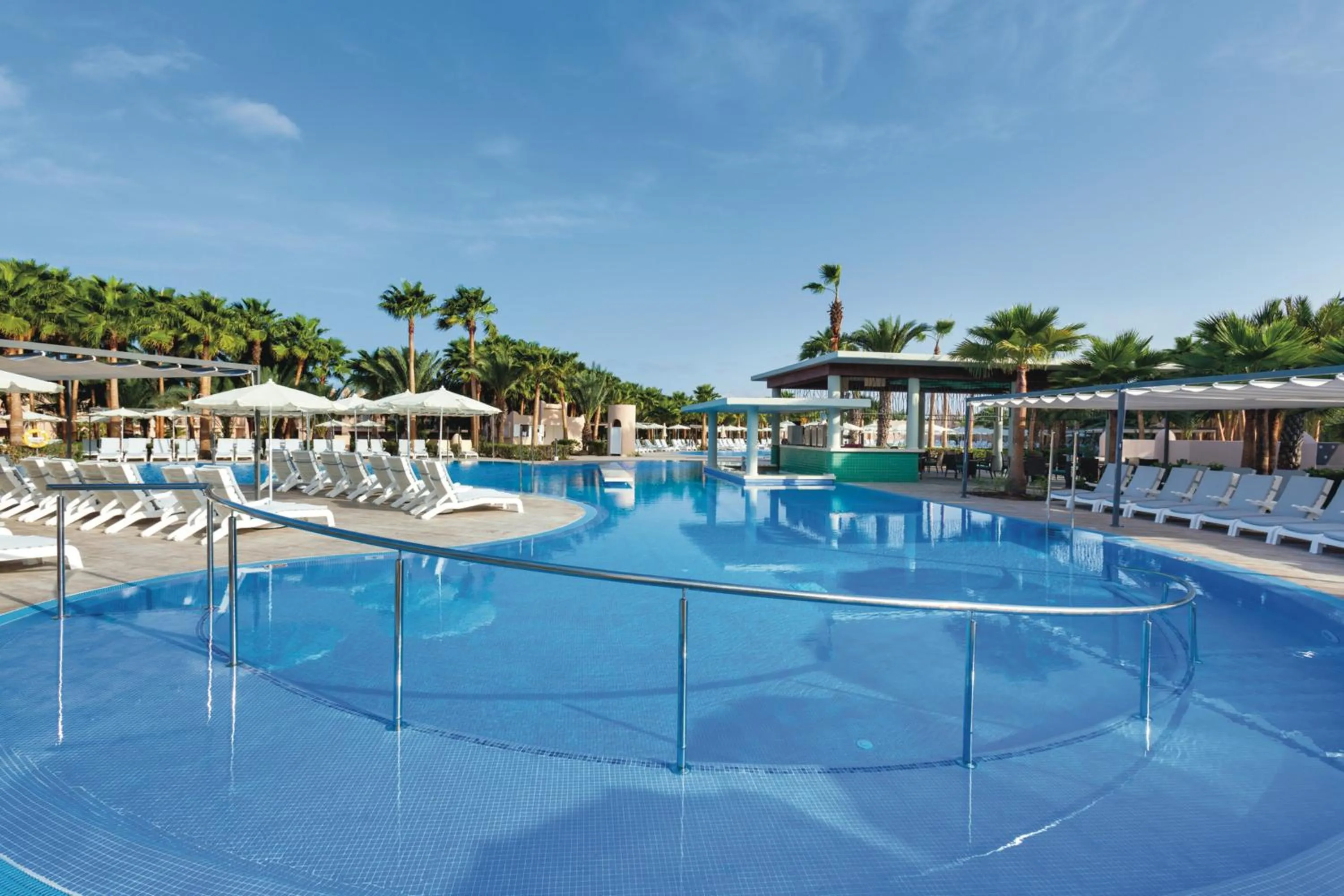 Swimming pool in Hotel Riu Cabo Verde - Adults Only - All Inclusive