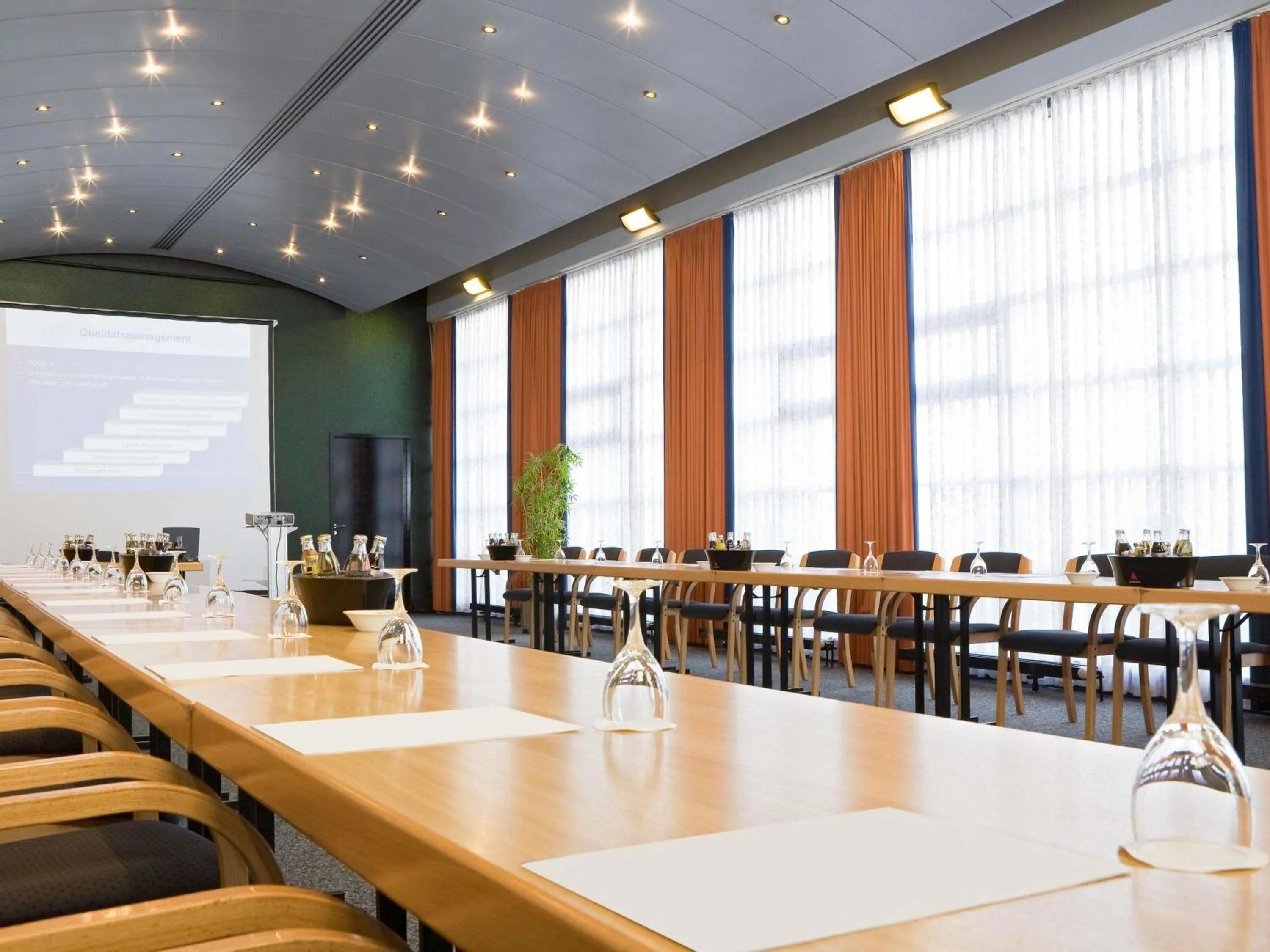 Meeting/conference room in Novotel Hannover