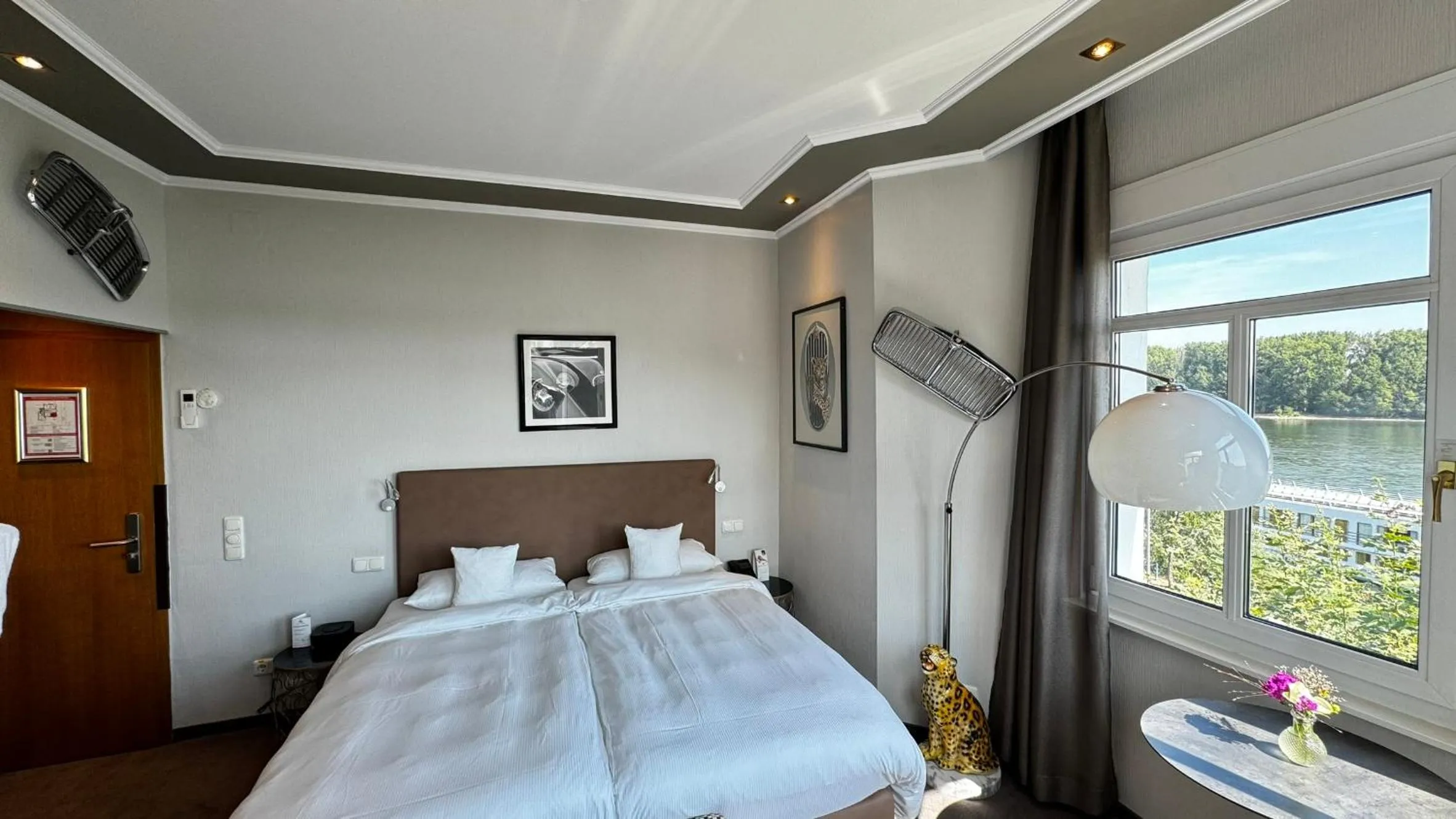 Bed in Rhein-Hotel Nierstein