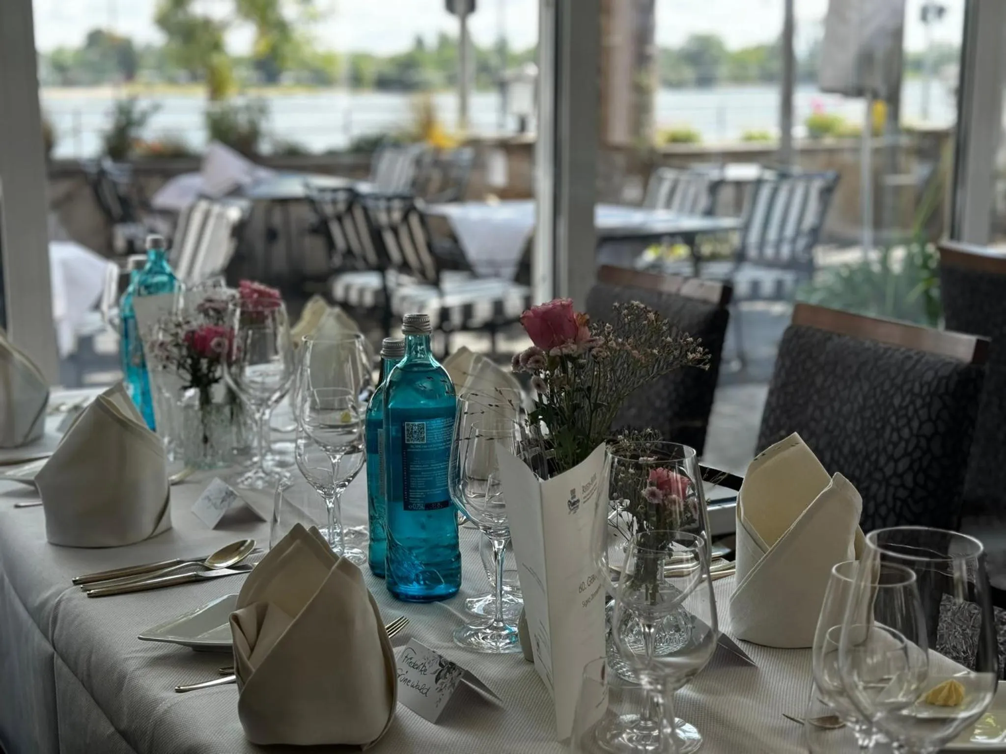 Restaurant/places to eat in Rhein-Hotel Nierstein