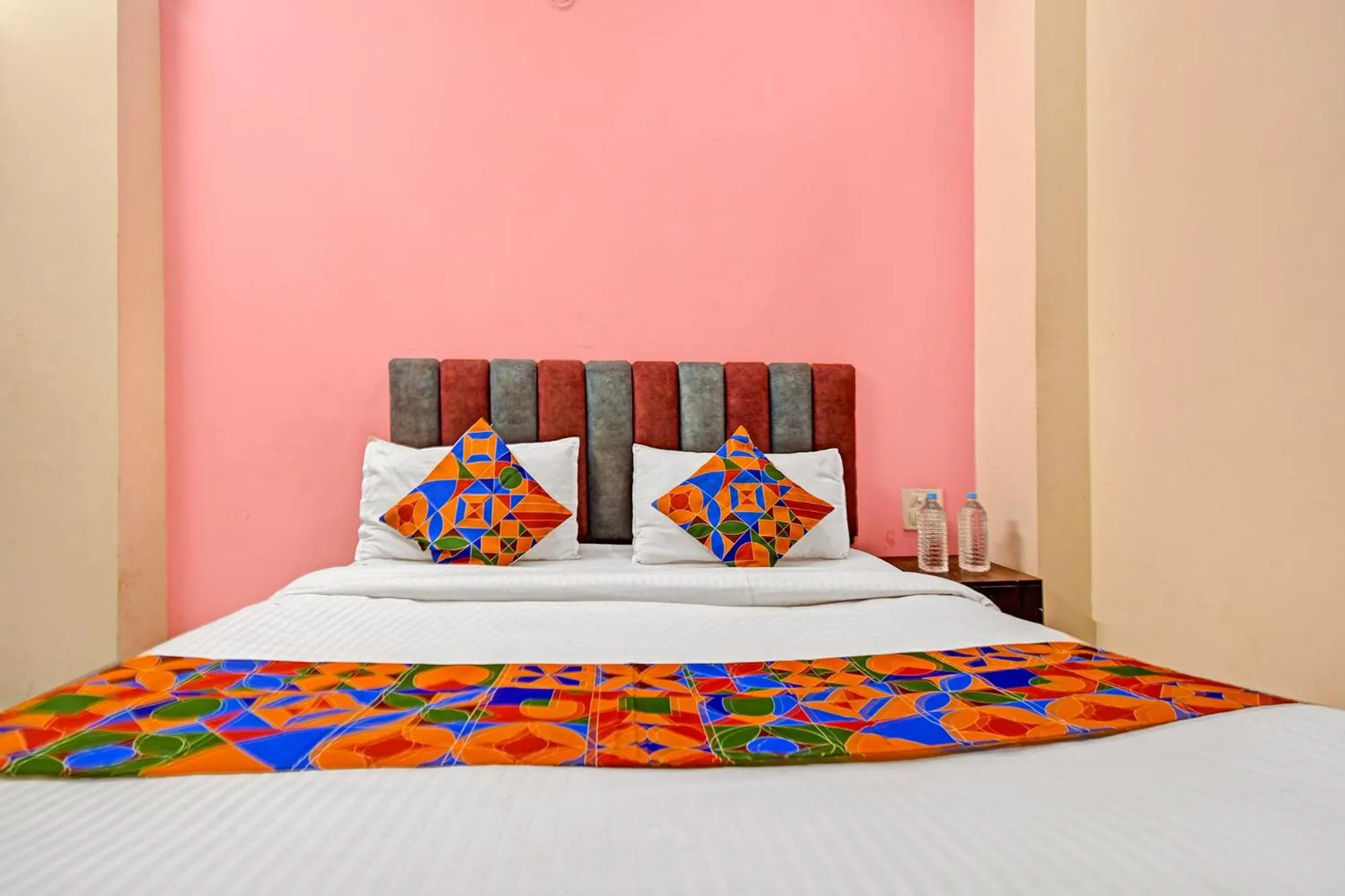 Bed in FabHotel Insight Inn