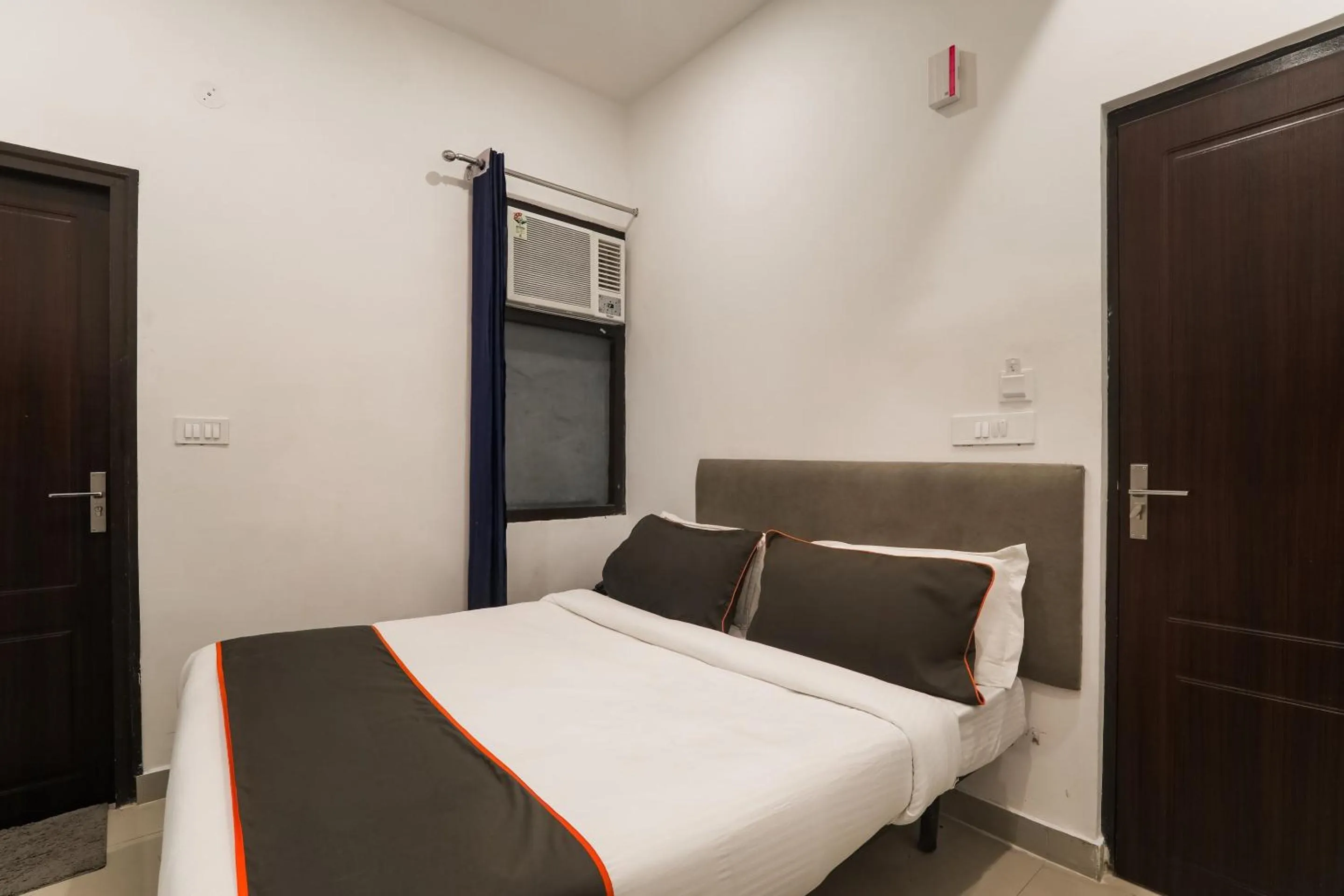 Bedroom, Bed in Collection O Insight Inn Near Gomti Riverfront Park