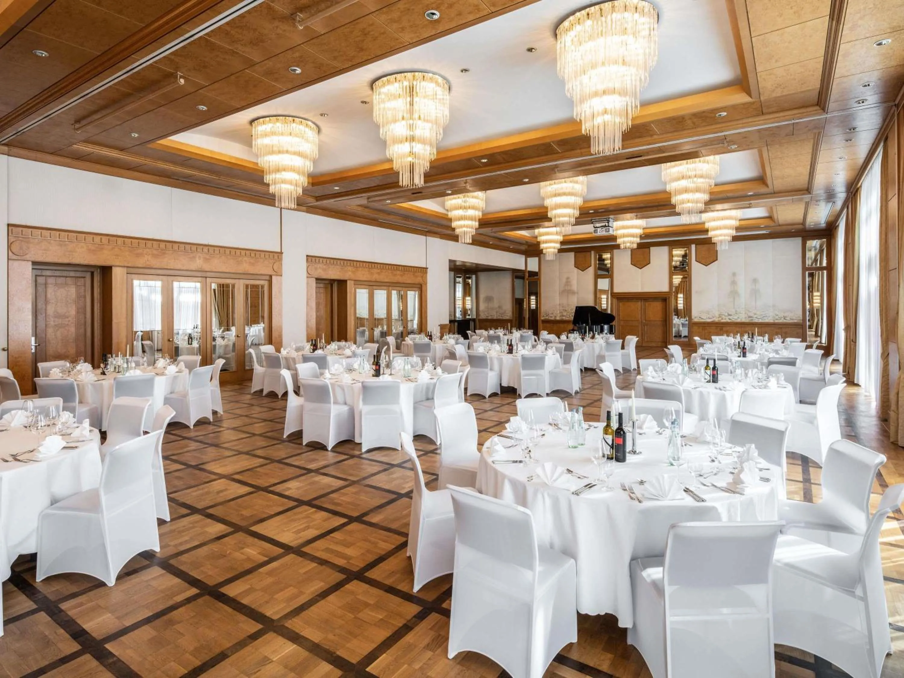 wedding in Pullman Stuttgart Fontana