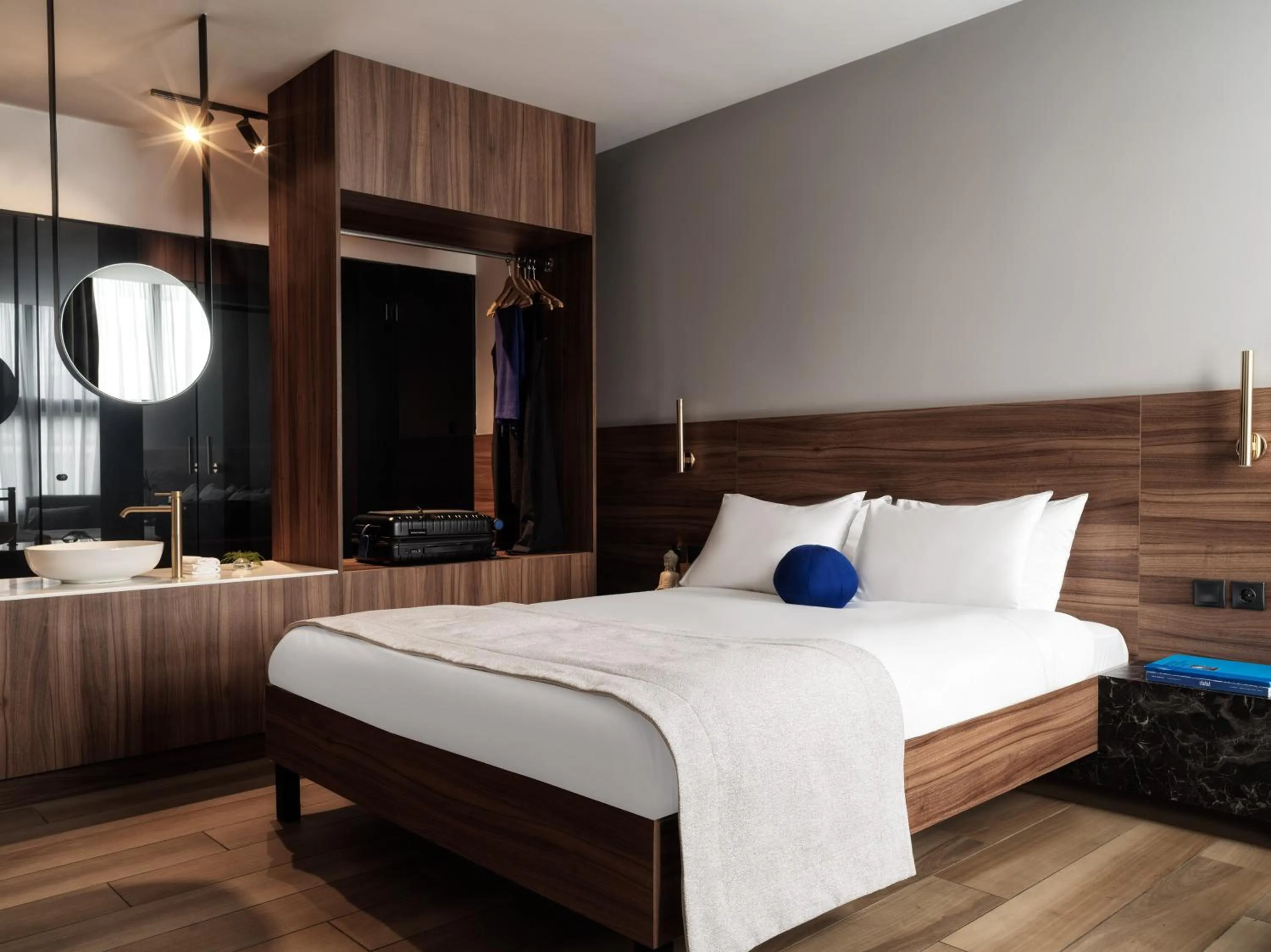 Bed in The Newel Acropolis