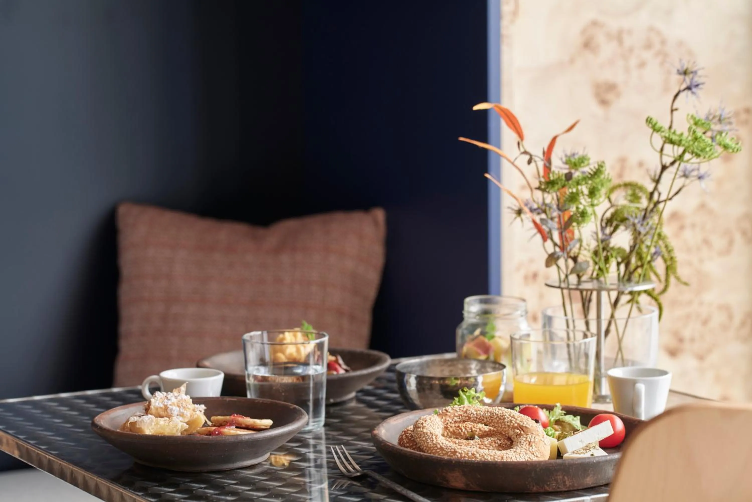 Breakfast in The Newel Acropolis