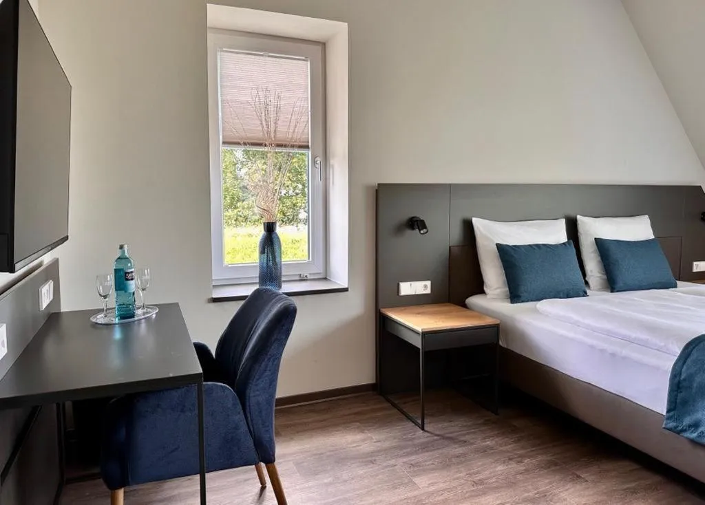 Bed in Hotel Schöne Aussicht