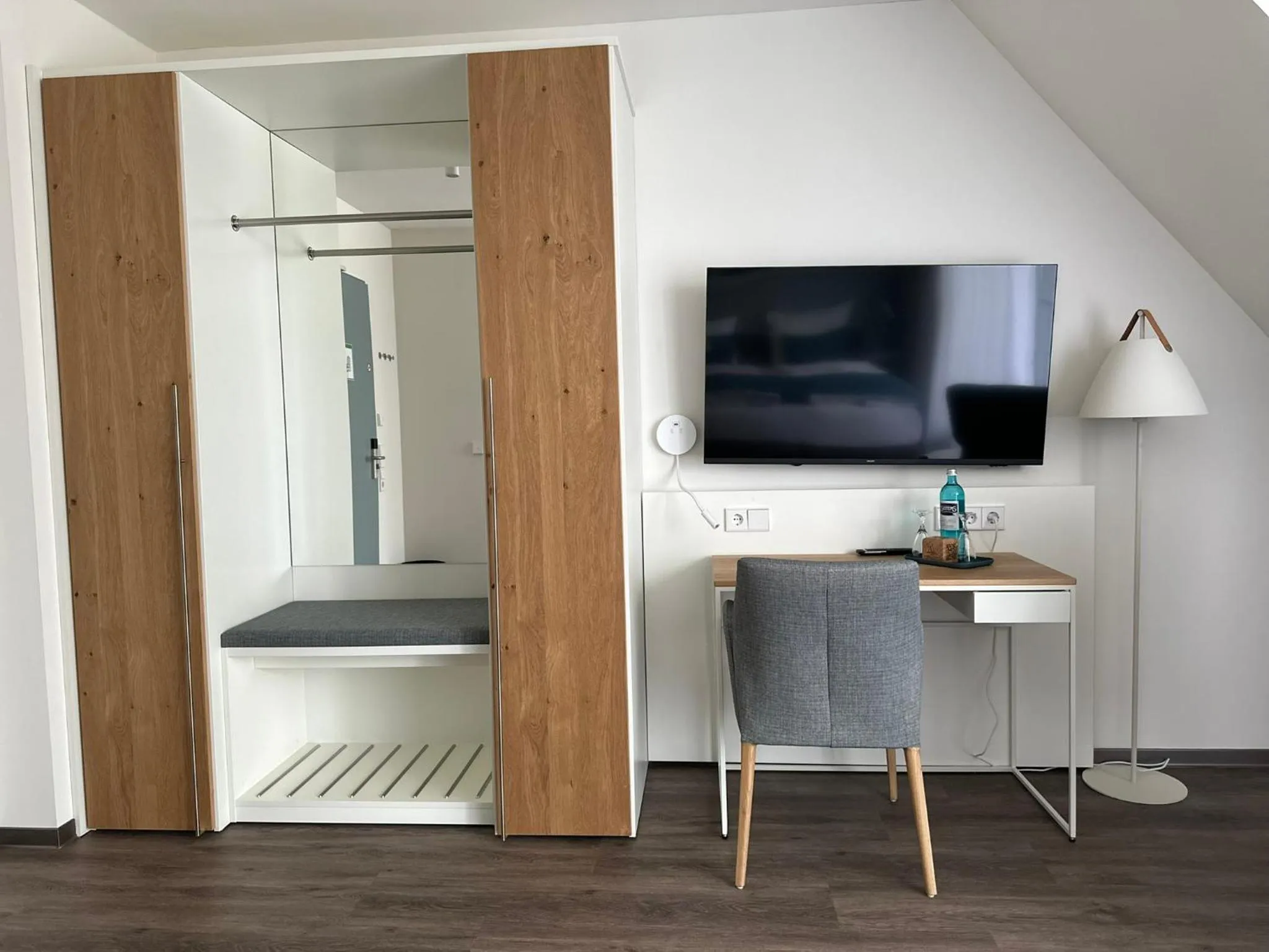 TV and multimedia in Hotel Schöne Aussicht