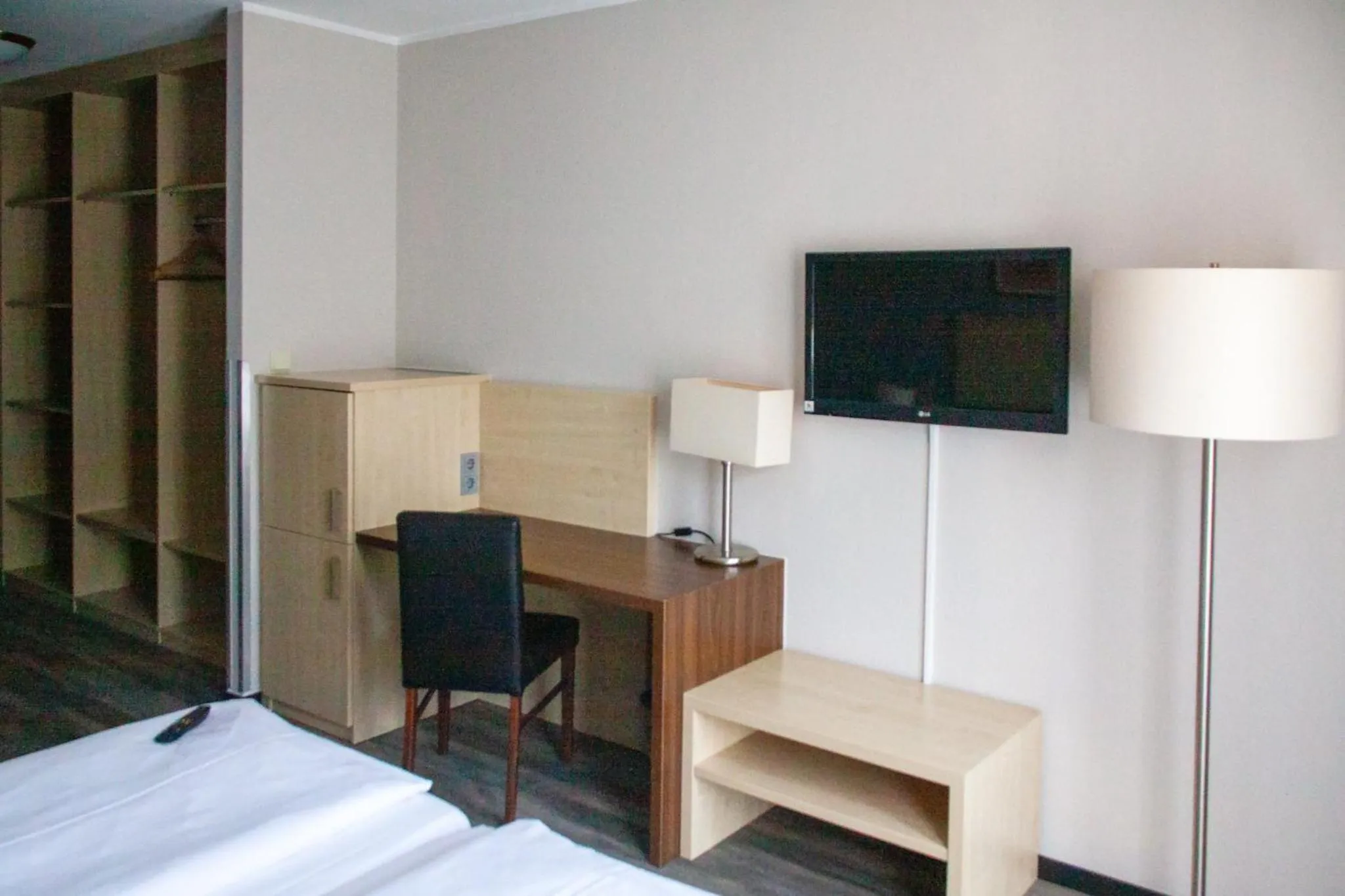 Photo of the whole room, Bed in Garner Hotel Cologne Porz - Airport by IHG