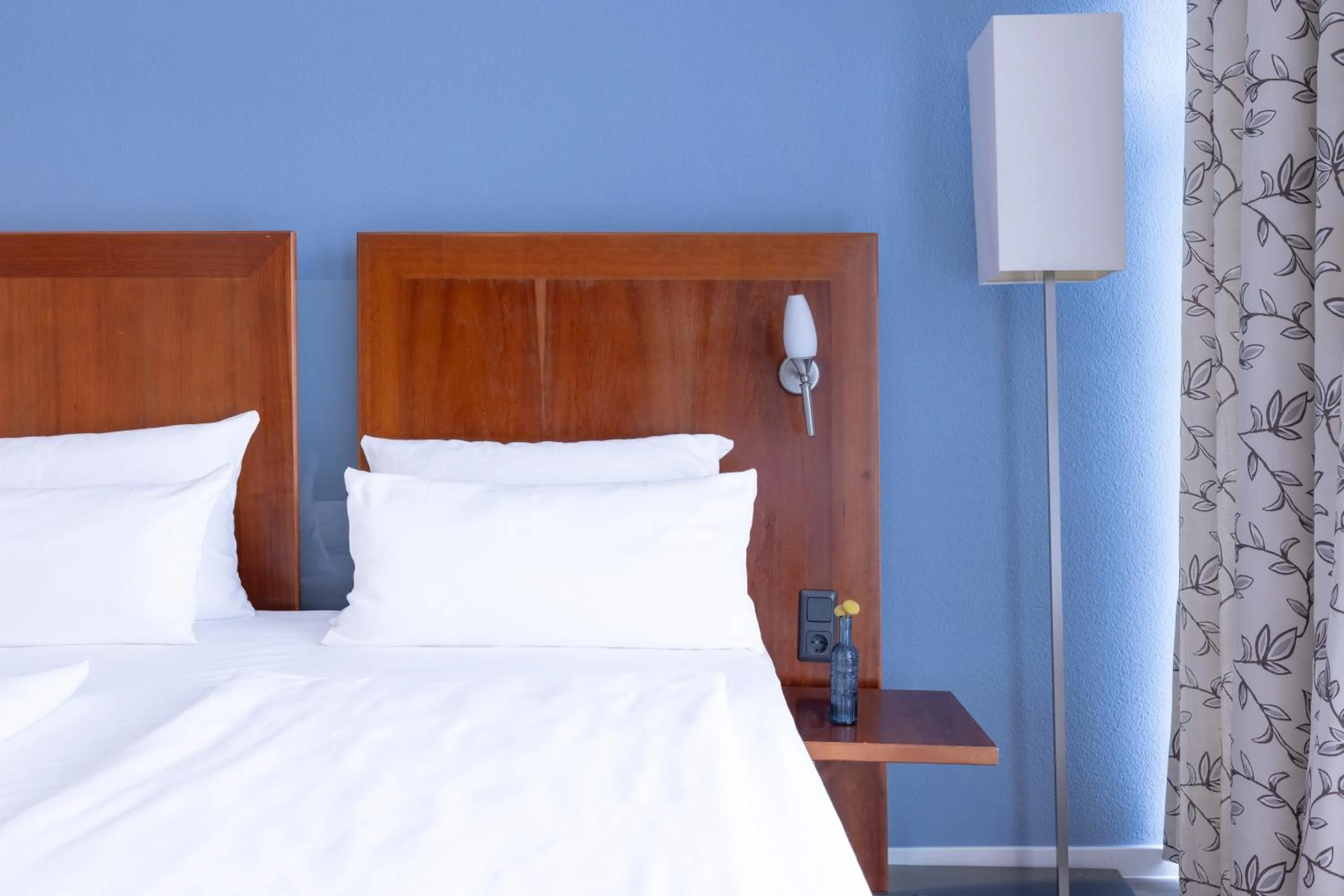 Photo of the whole room, Bed in Garner Hotel Cologne Porz - Airport by IHG