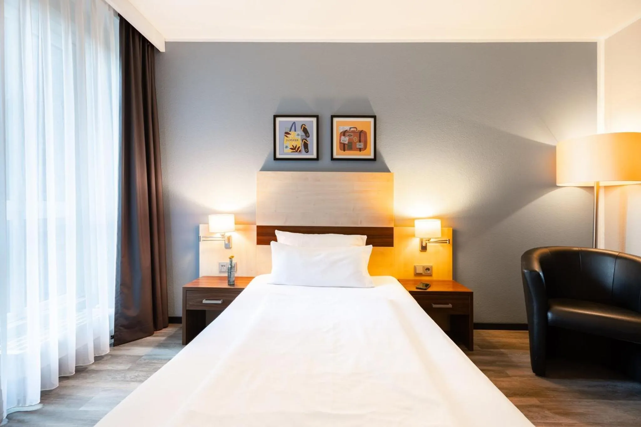 Photo of the whole room, Bed in Garner Hotel Cologne Porz - Airport by IHG