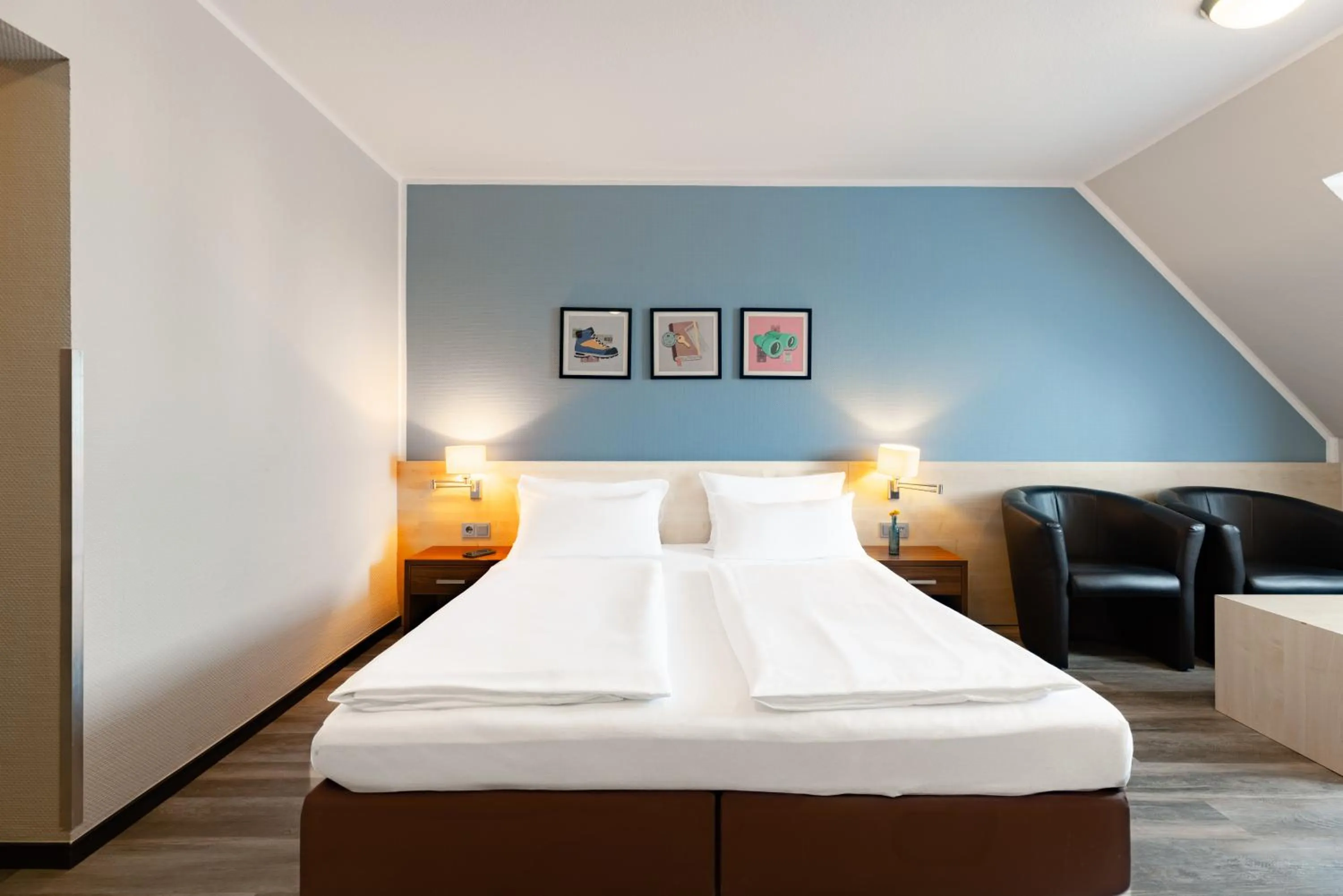 Bed in Garner Hotel Cologne Porz - Airport by IHG