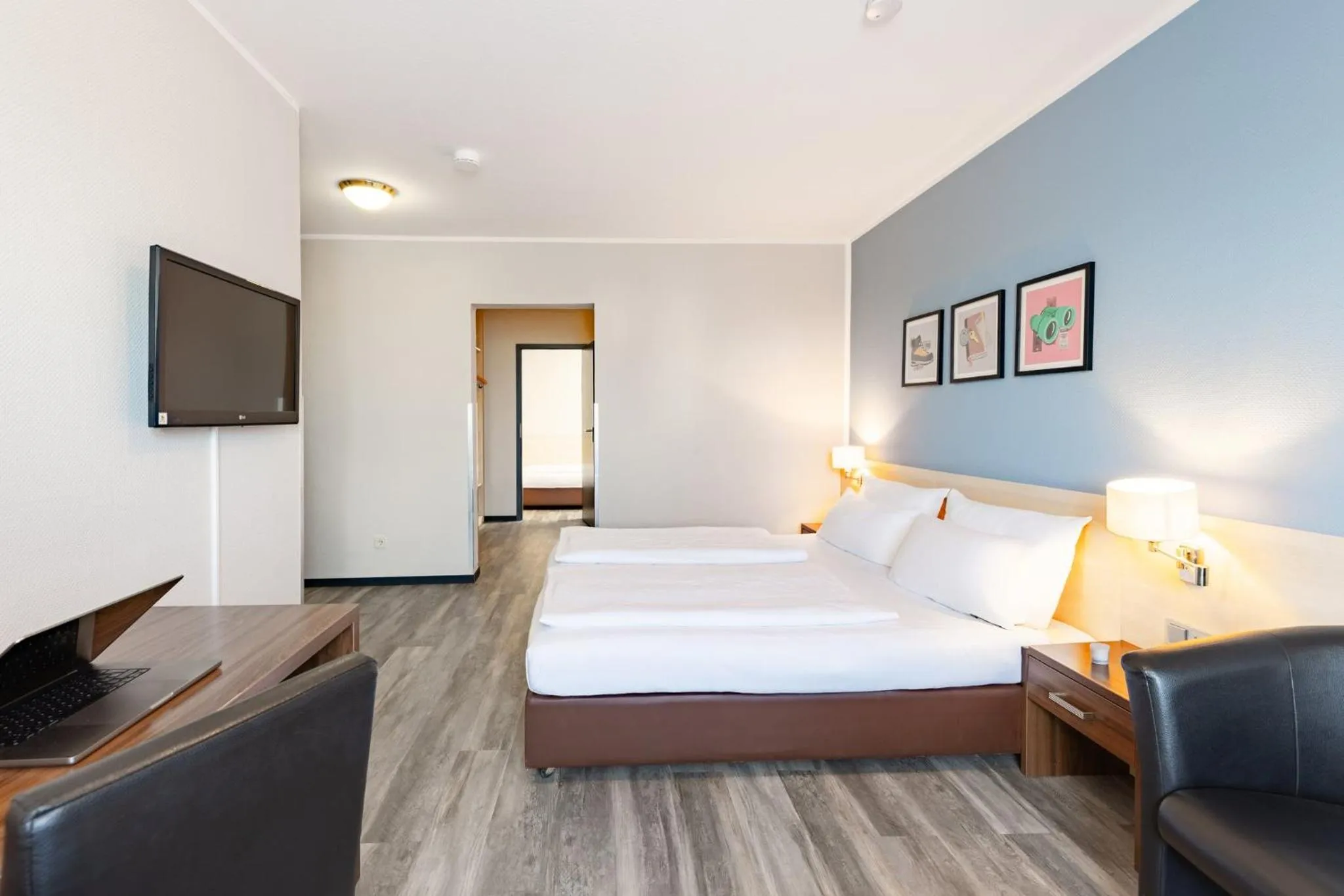 Photo of the whole room, Bed in Garner Hotel Cologne Porz - Airport by IHG