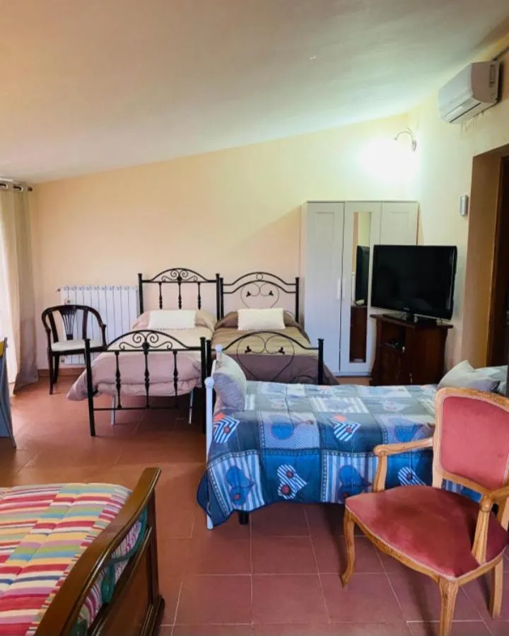 Bed in B&B il giardino di Eolo