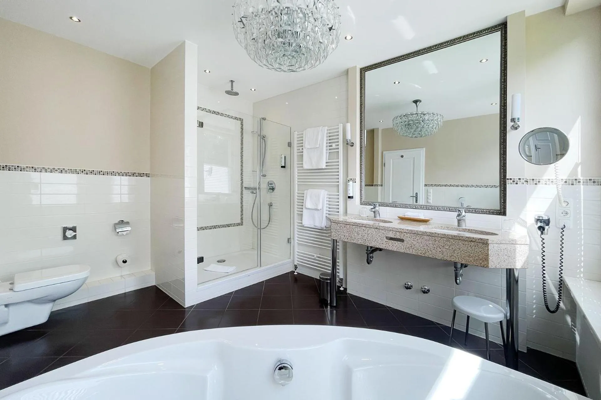 Bathroom in Romantik Hotel Kieler Kaufmann