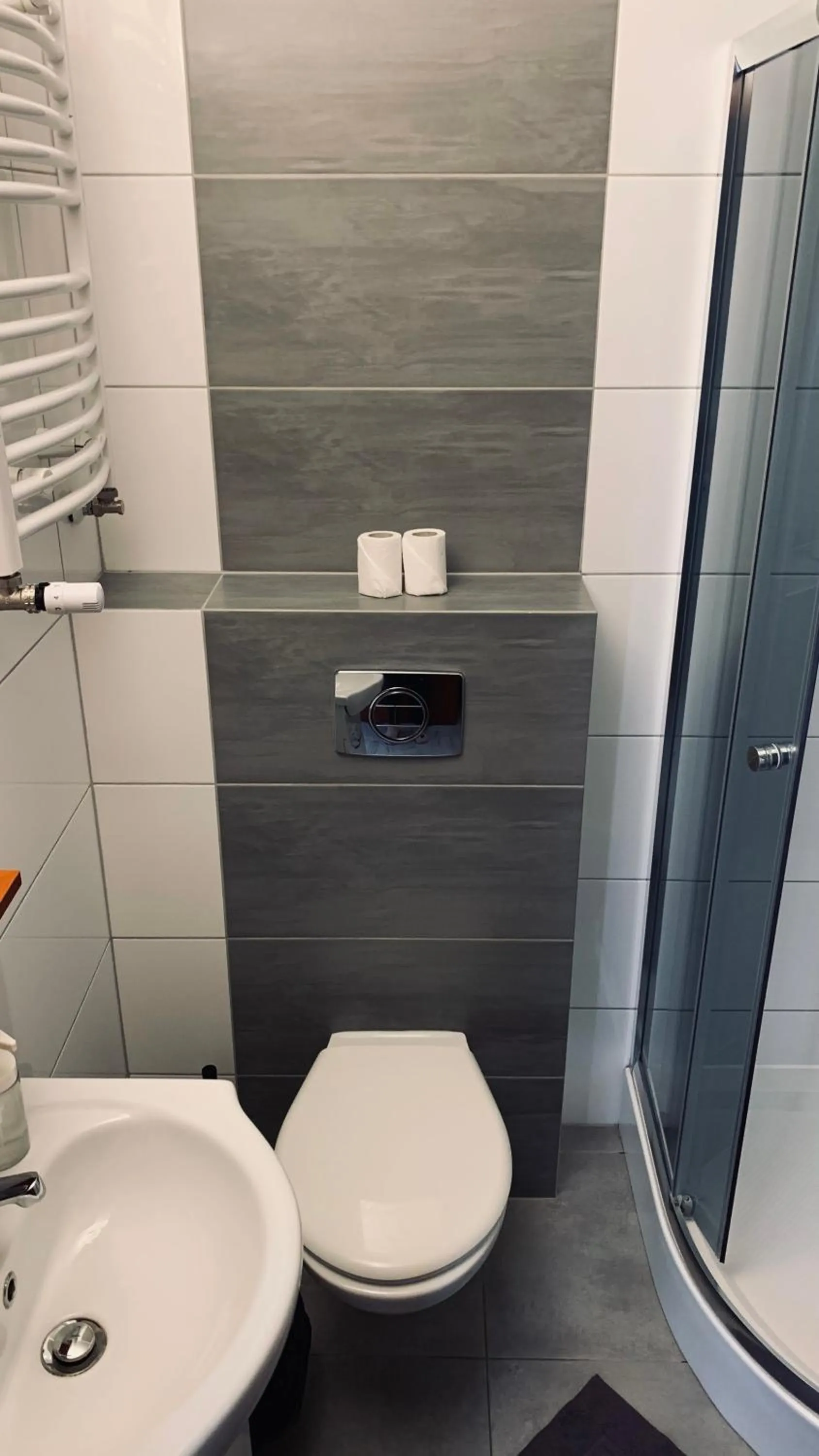 Bathroom in Bianco - pokoje noclegowe