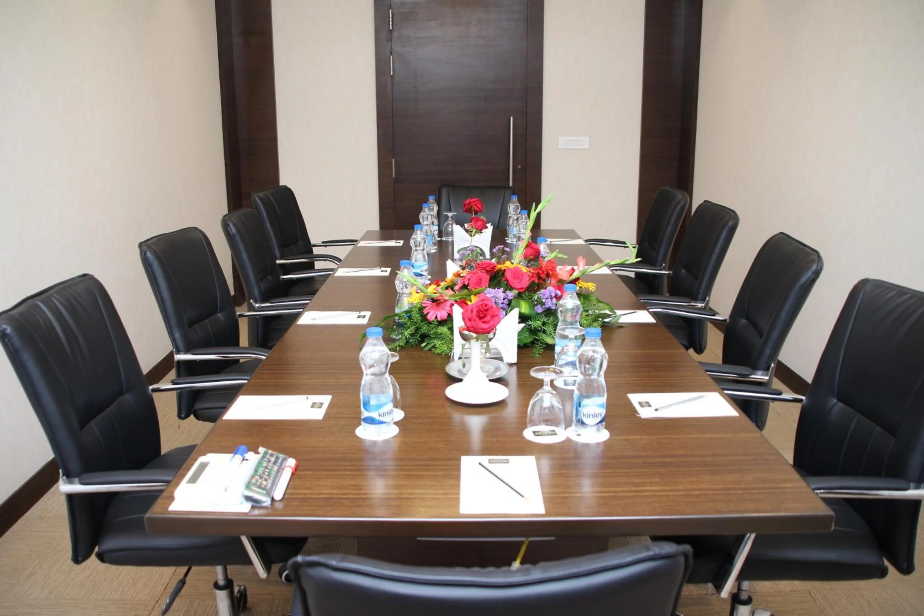 Business facilities in YN Hotels