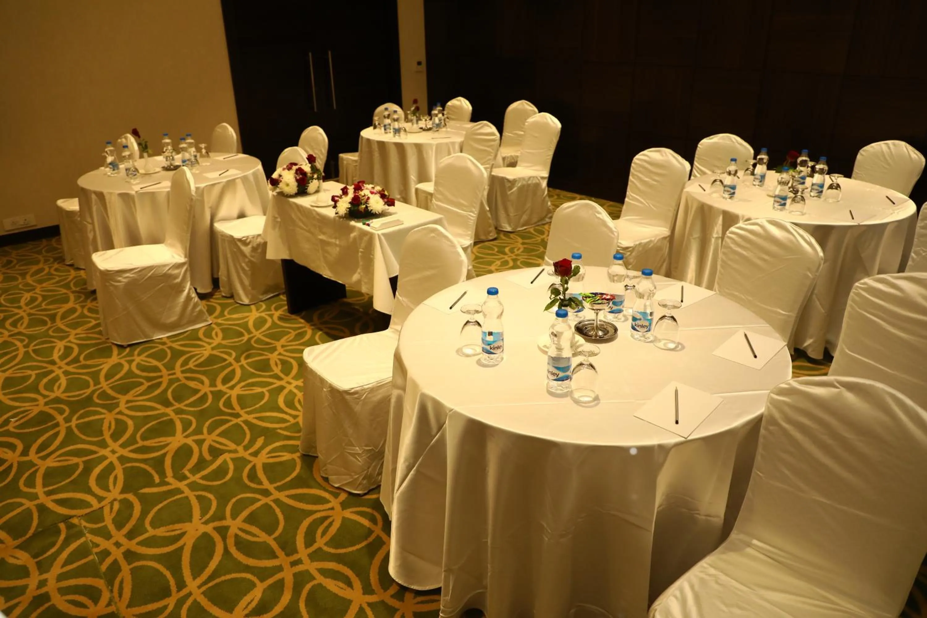Business facilities in YN Hotels