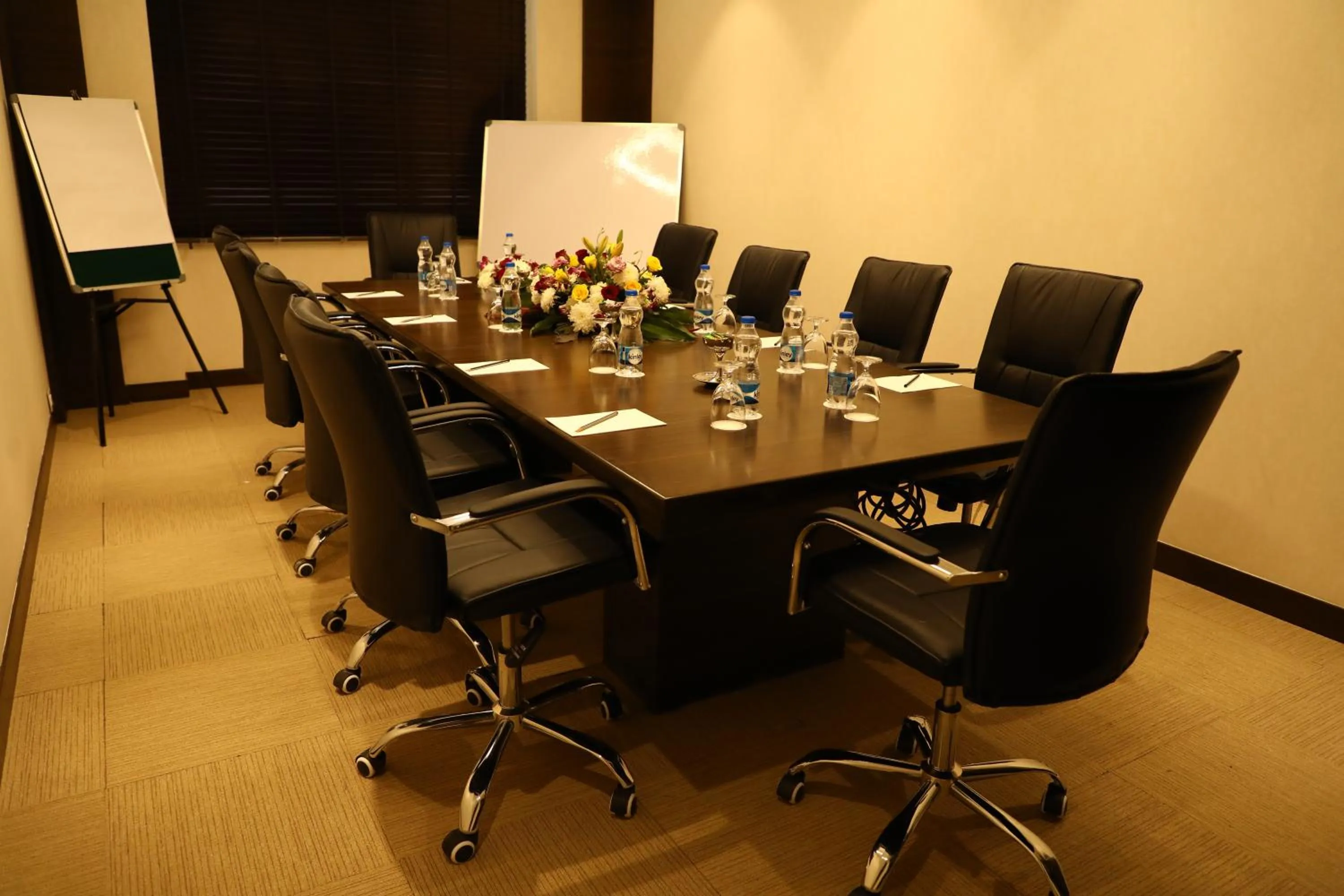 Business facilities in YN Hotels