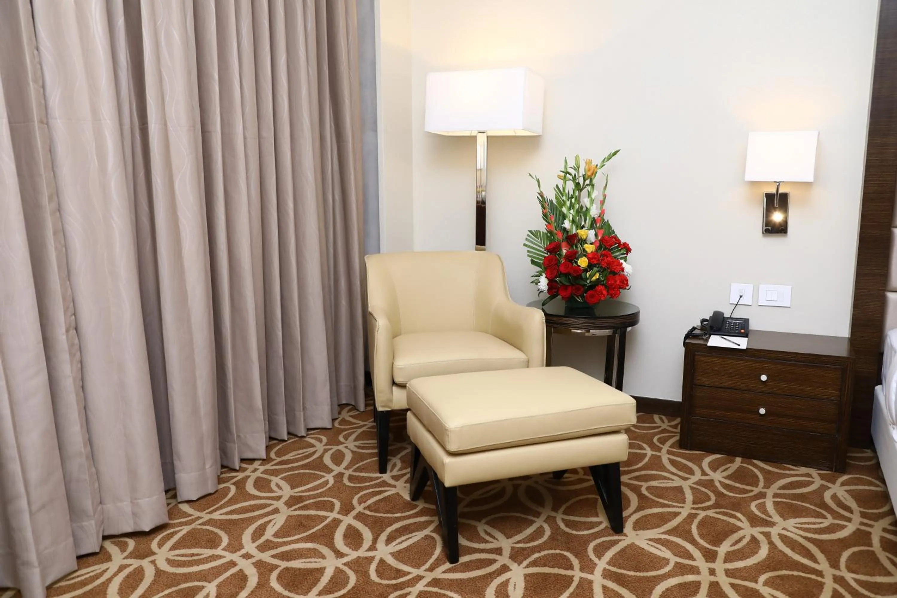 Living room in YN Hotels