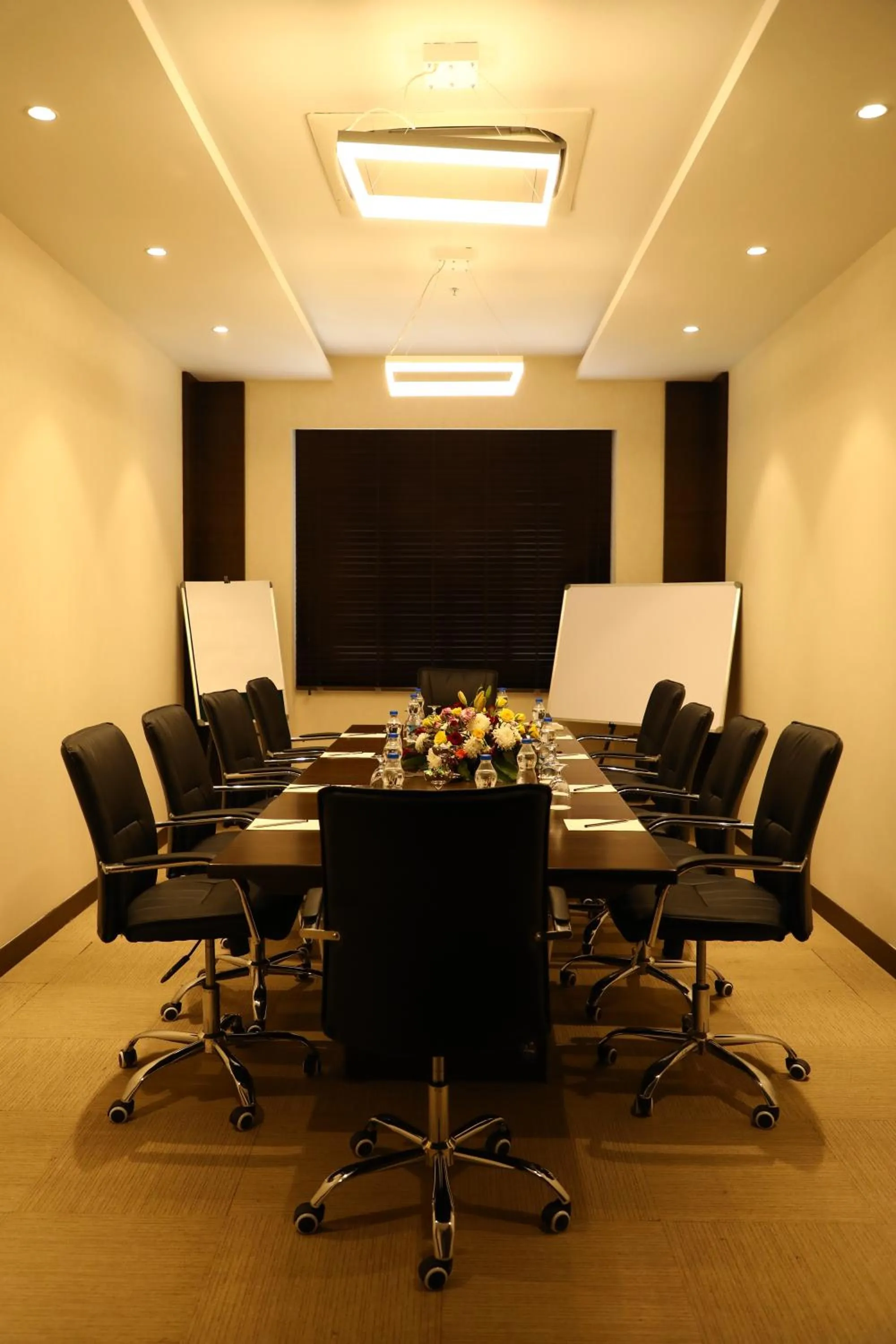 Meeting/conference room in YN Hotels