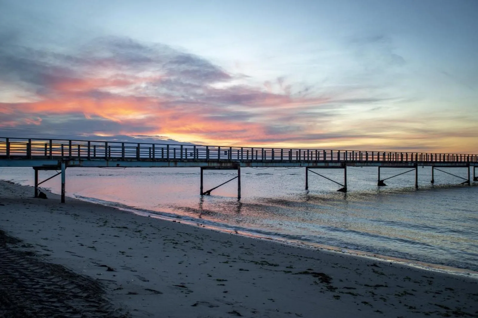 IL SOLE NEL MARE - Lido di Volano