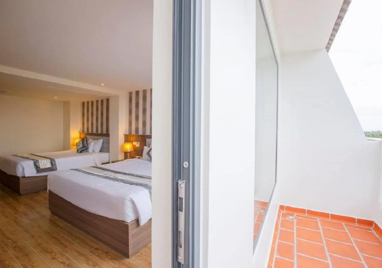 Bed in UM-PQ hotel Phú Quốc