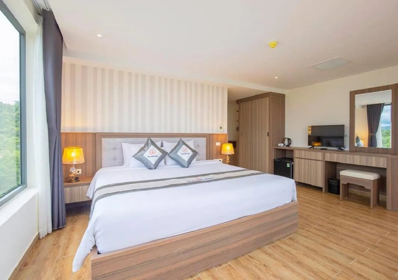 Bed in UM-PQ hotel Phú Quốc