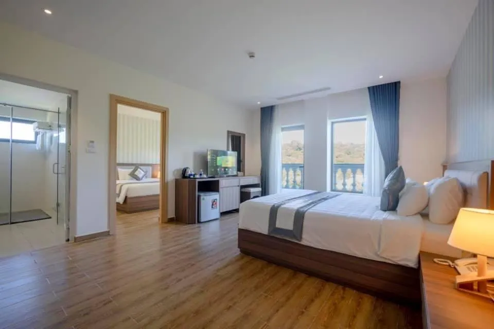 Bed in UM-PQ hotel Phú Quốc