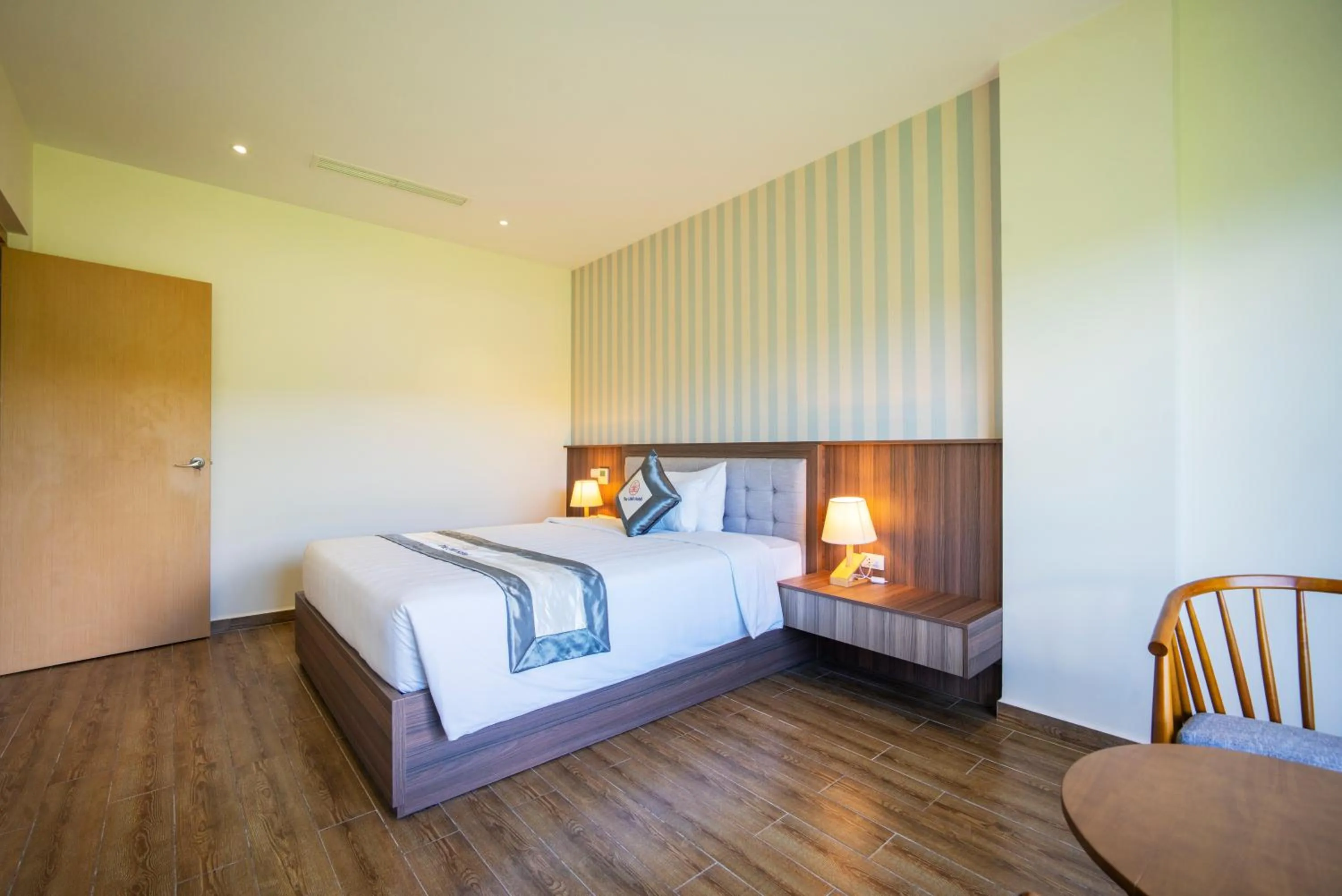 Bed in UM-PQ hotel Phú Quốc