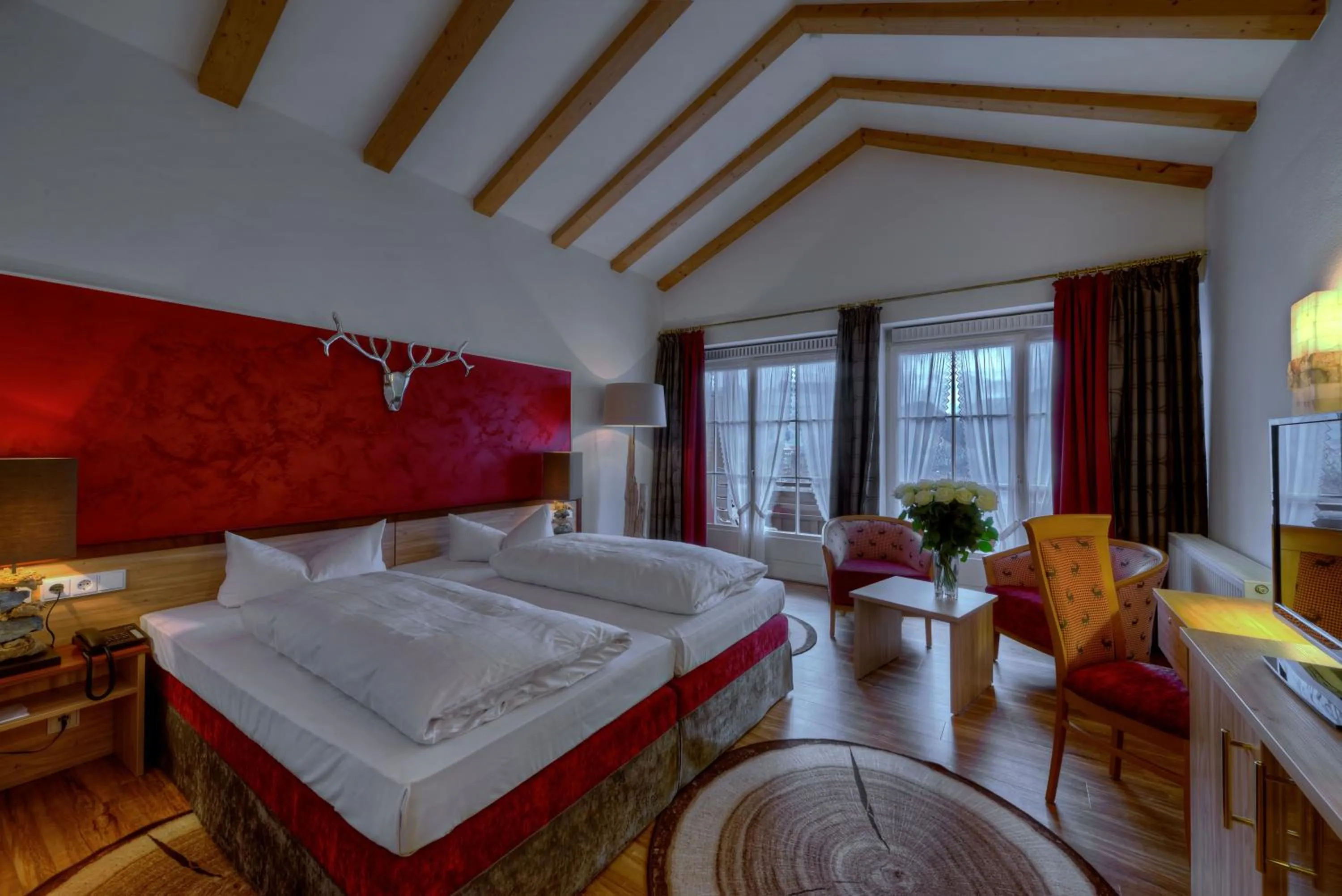 Photo of the whole room, Bed in Königshof Hotel Resort