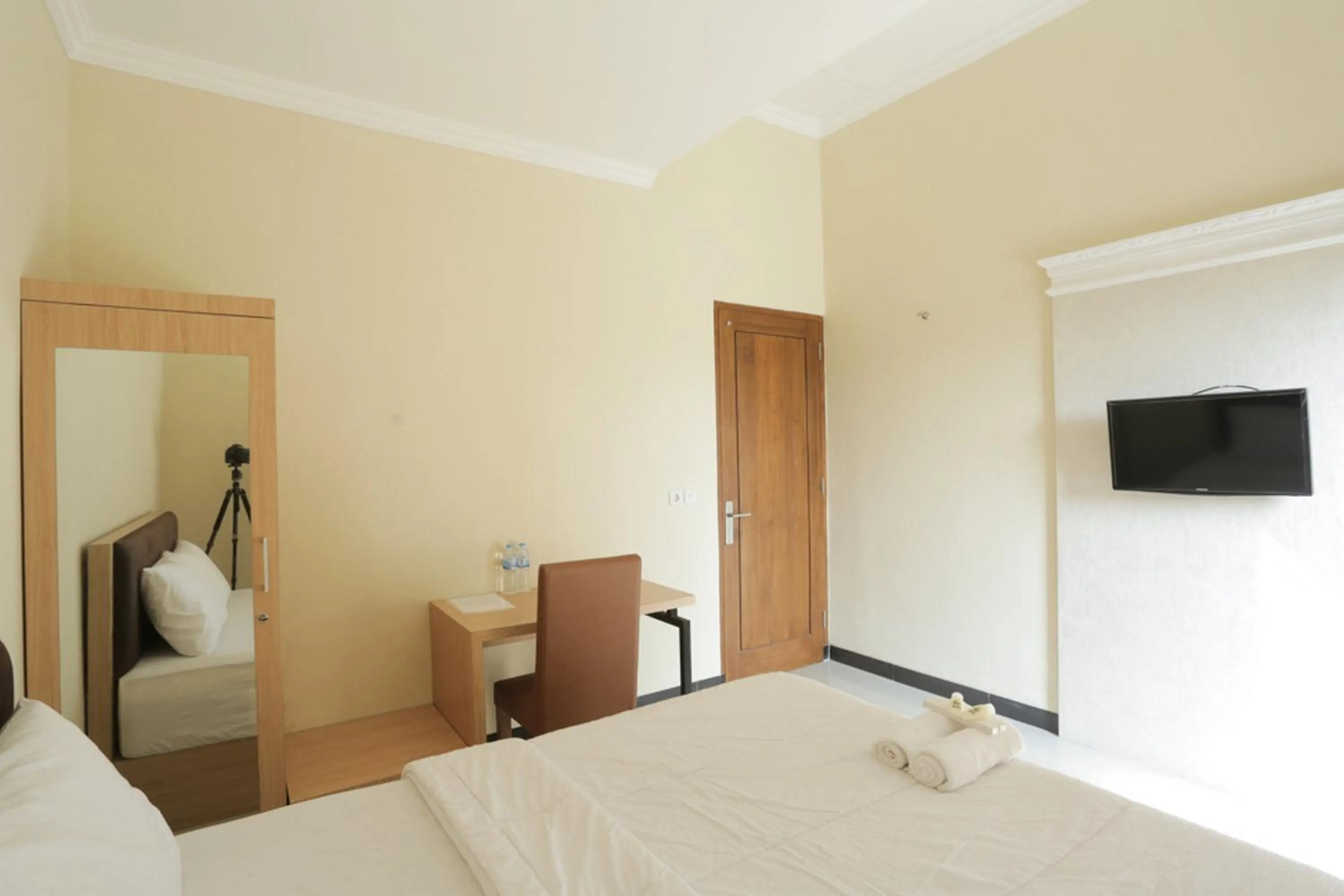 Bedroom, Bed in IDR Green Guest House Syariah Mitra RedDoorz