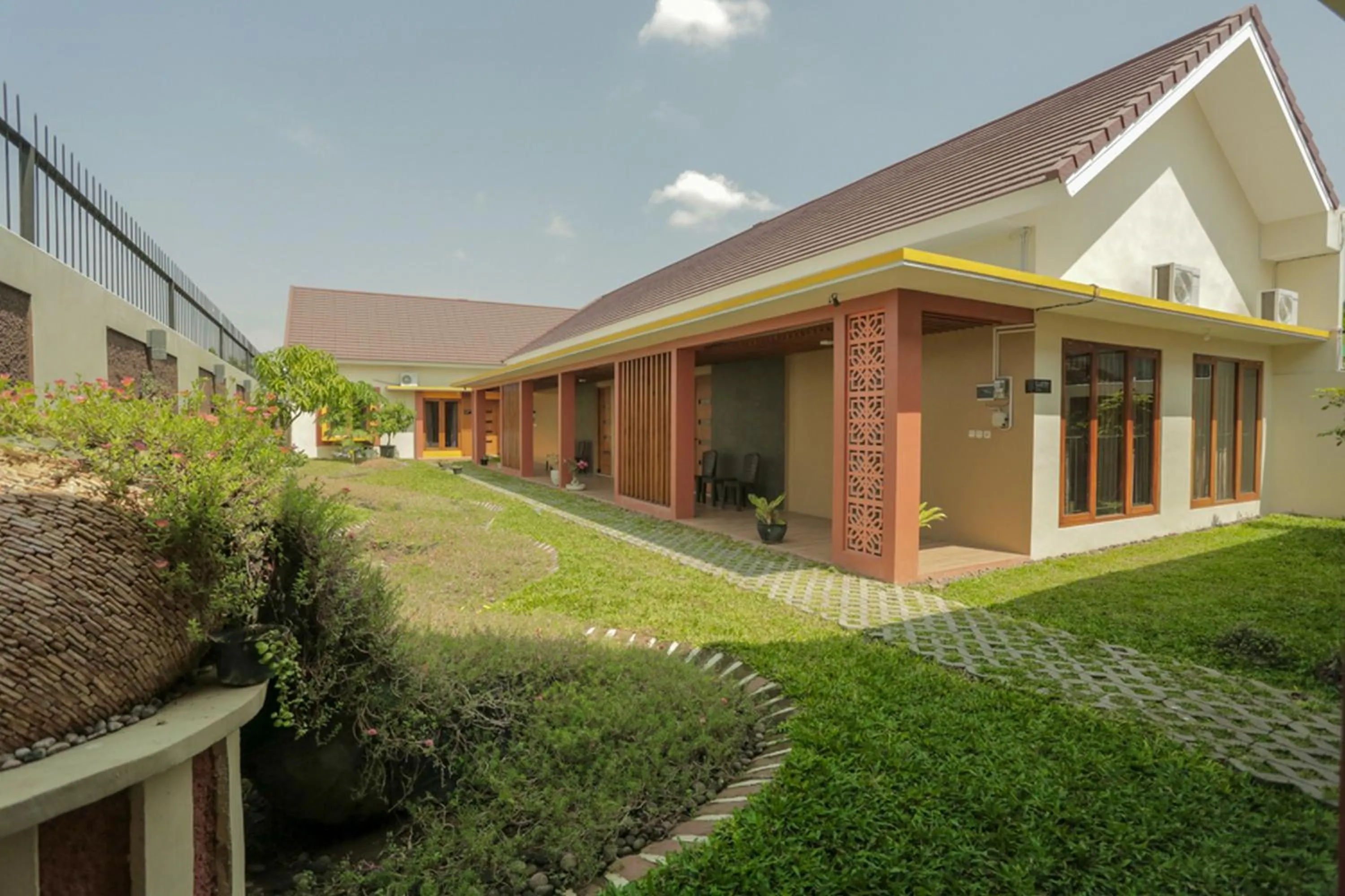 Property building in IDR Green Guest House Syariah Mitra RedDoorz