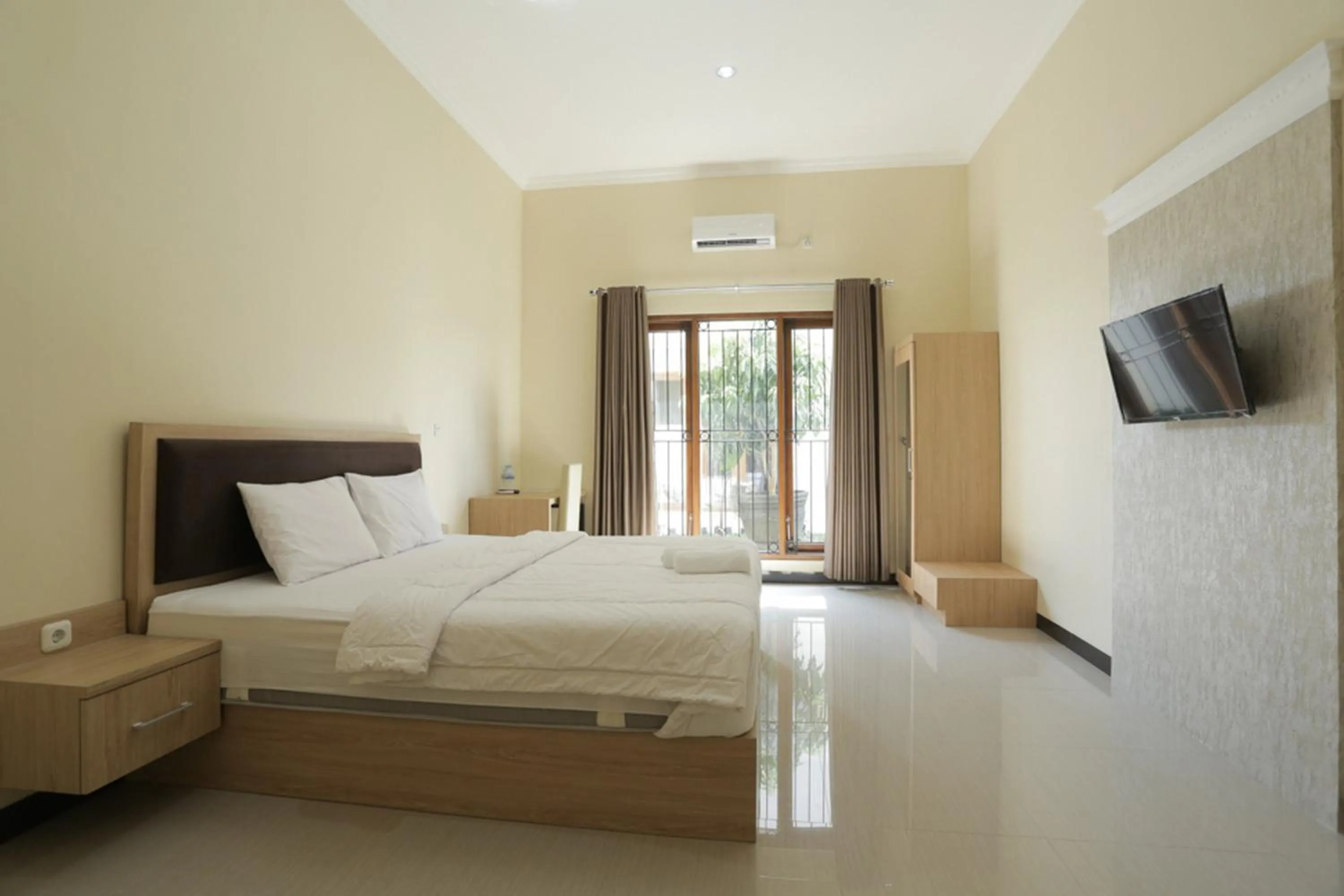 Bedroom, Bed in IDR Green Guest House Syariah Mitra RedDoorz