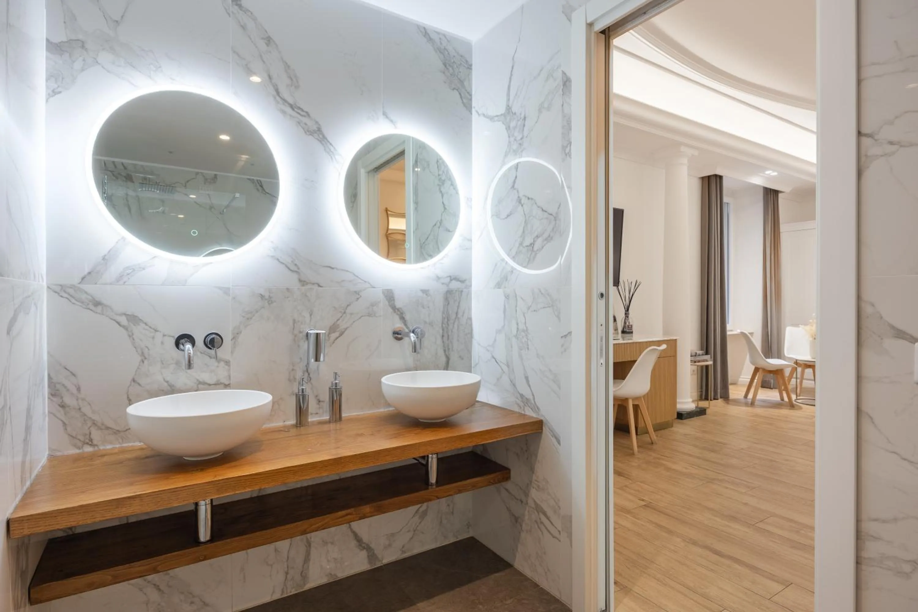 Bathroom in SM Vatican Relais B&B