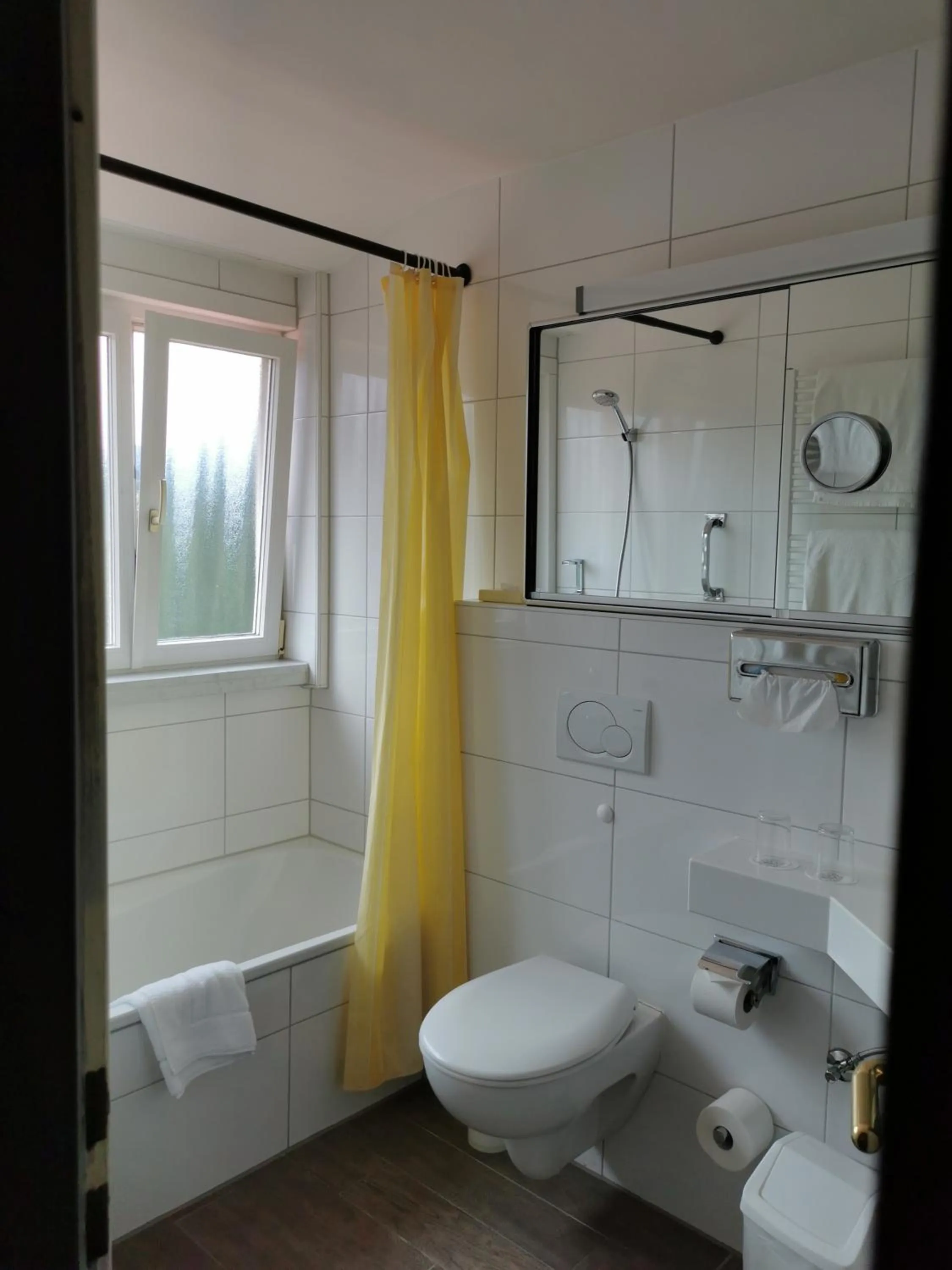 Bathroom in Wittelsbacher Hof