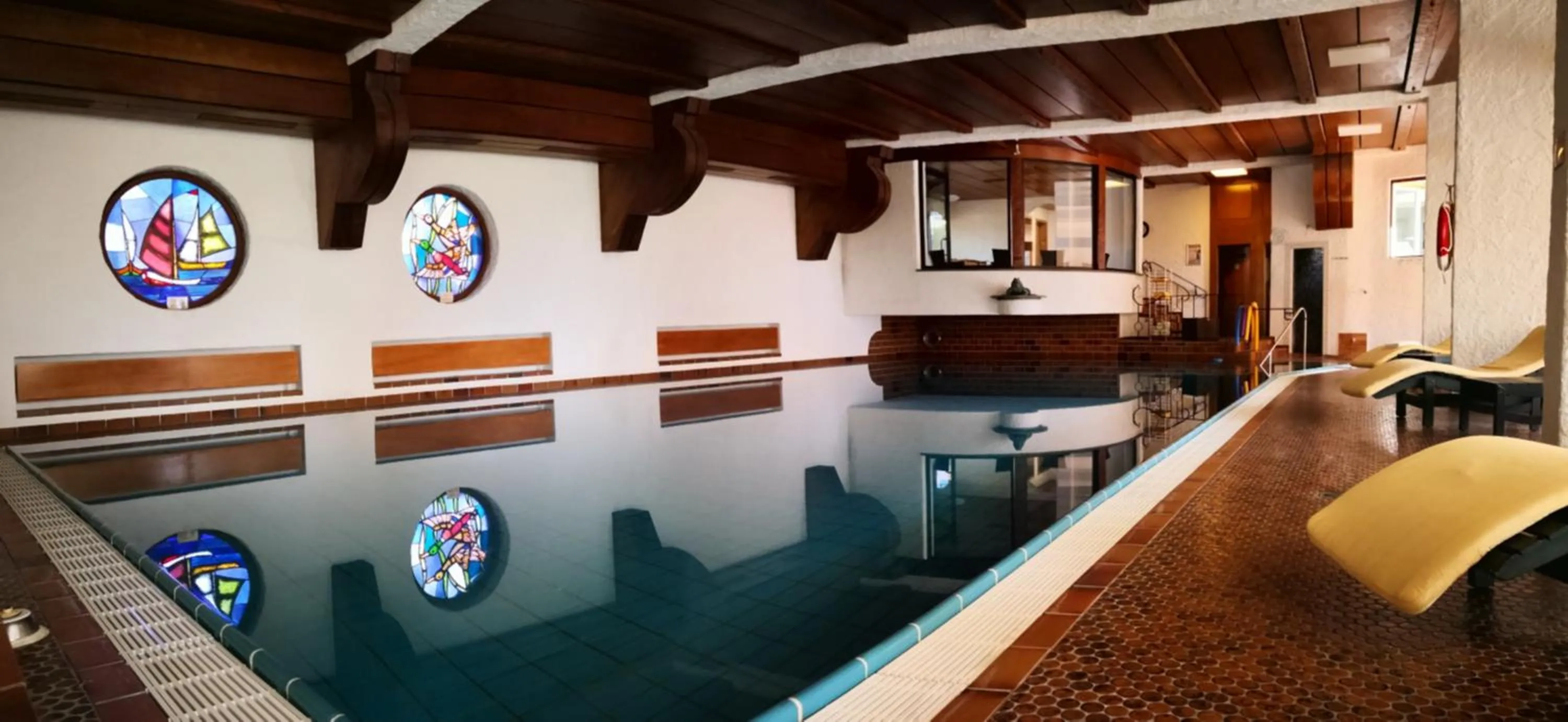 Swimming pool in Wittelsbacher Hof