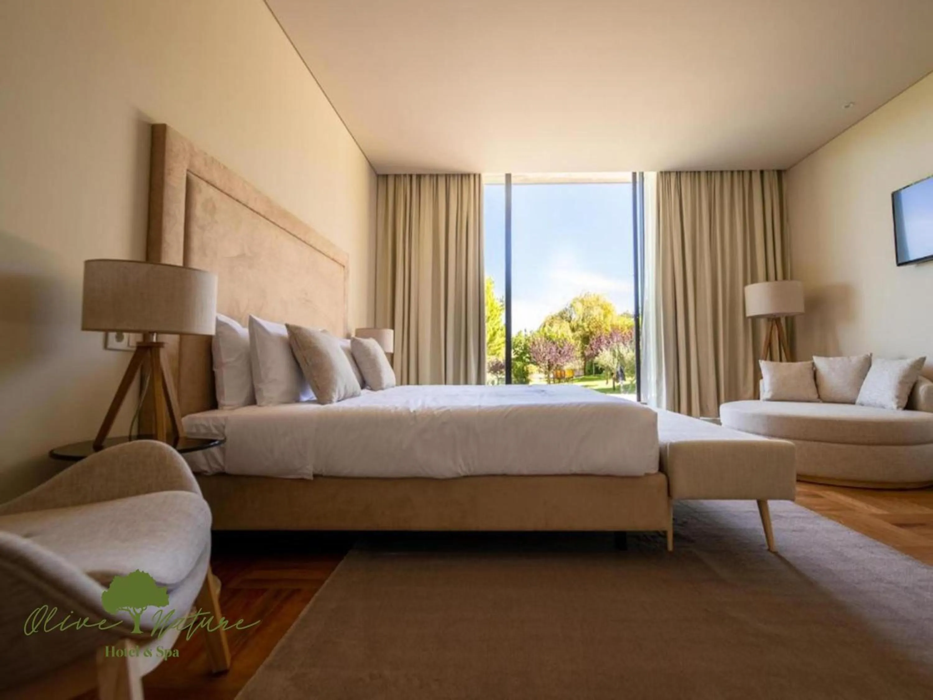 Photo of the whole room, Bed in Olive Nature Hotel & SPA - Quinta Valle de Passos