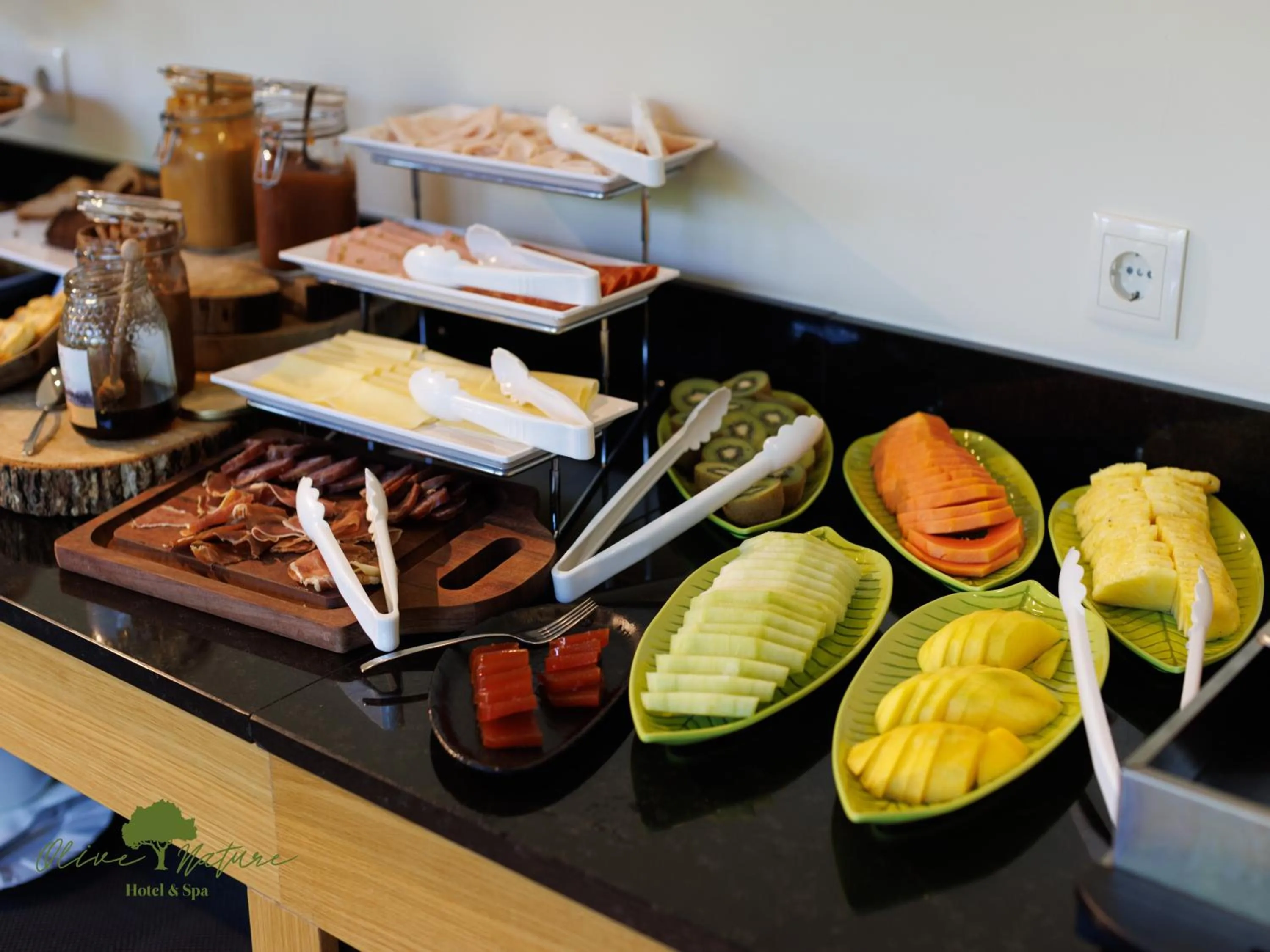 Buffet breakfast in Olive Nature Hotel & SPA - Quinta Valle de Passos