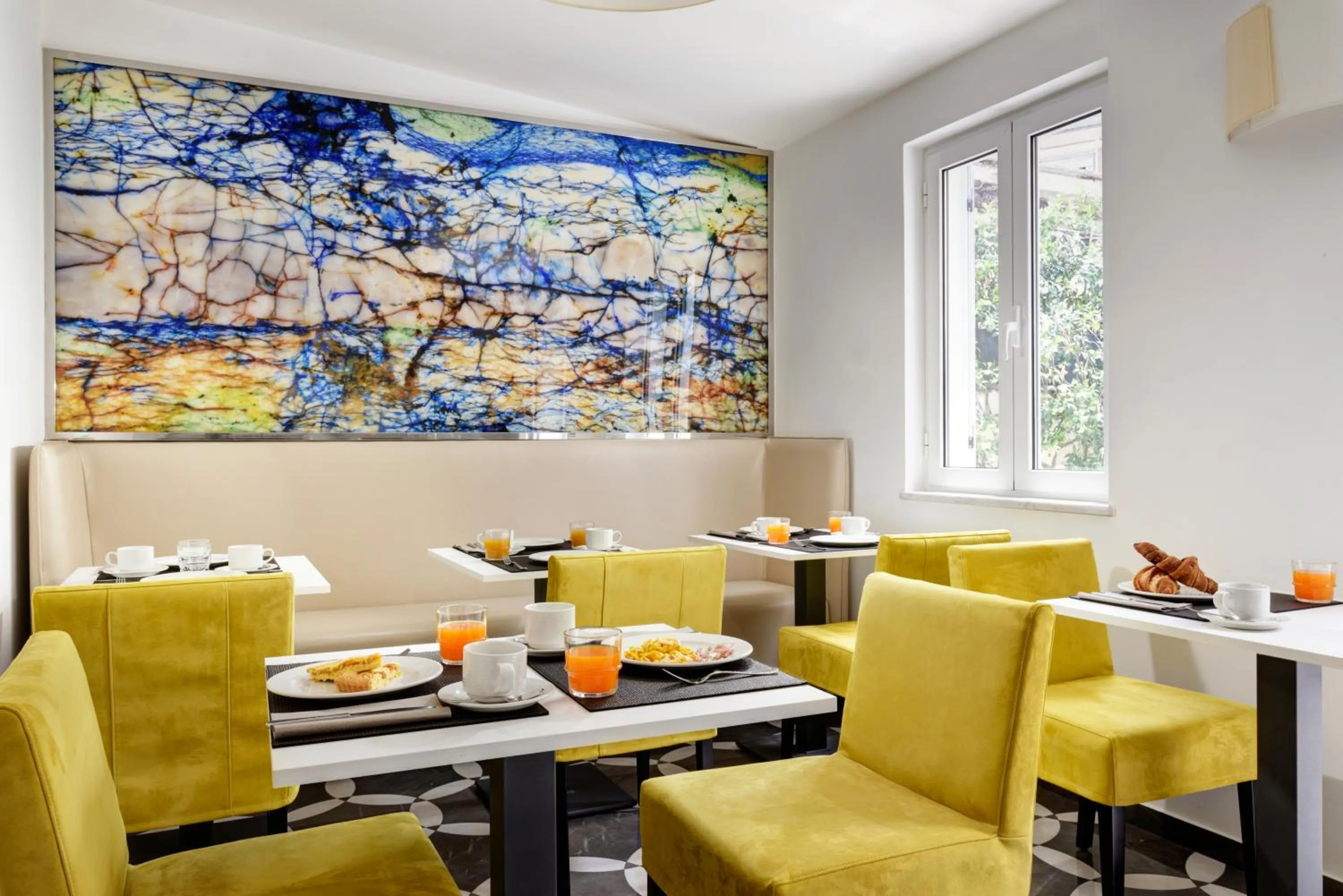 Breakfast in Le Boutique Hotel