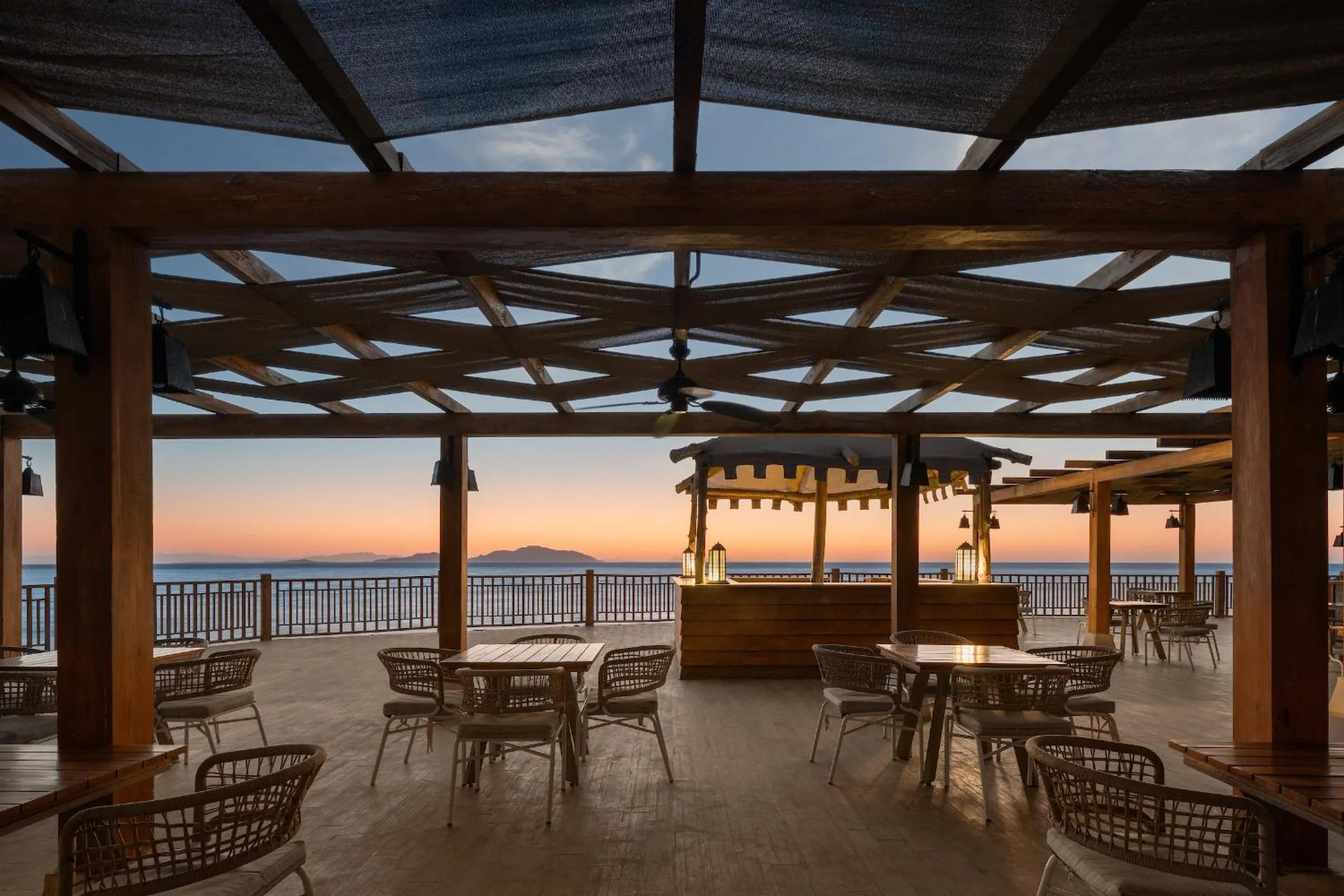 Lounge or bar in The Grand Hotel Sharm El Sheikh