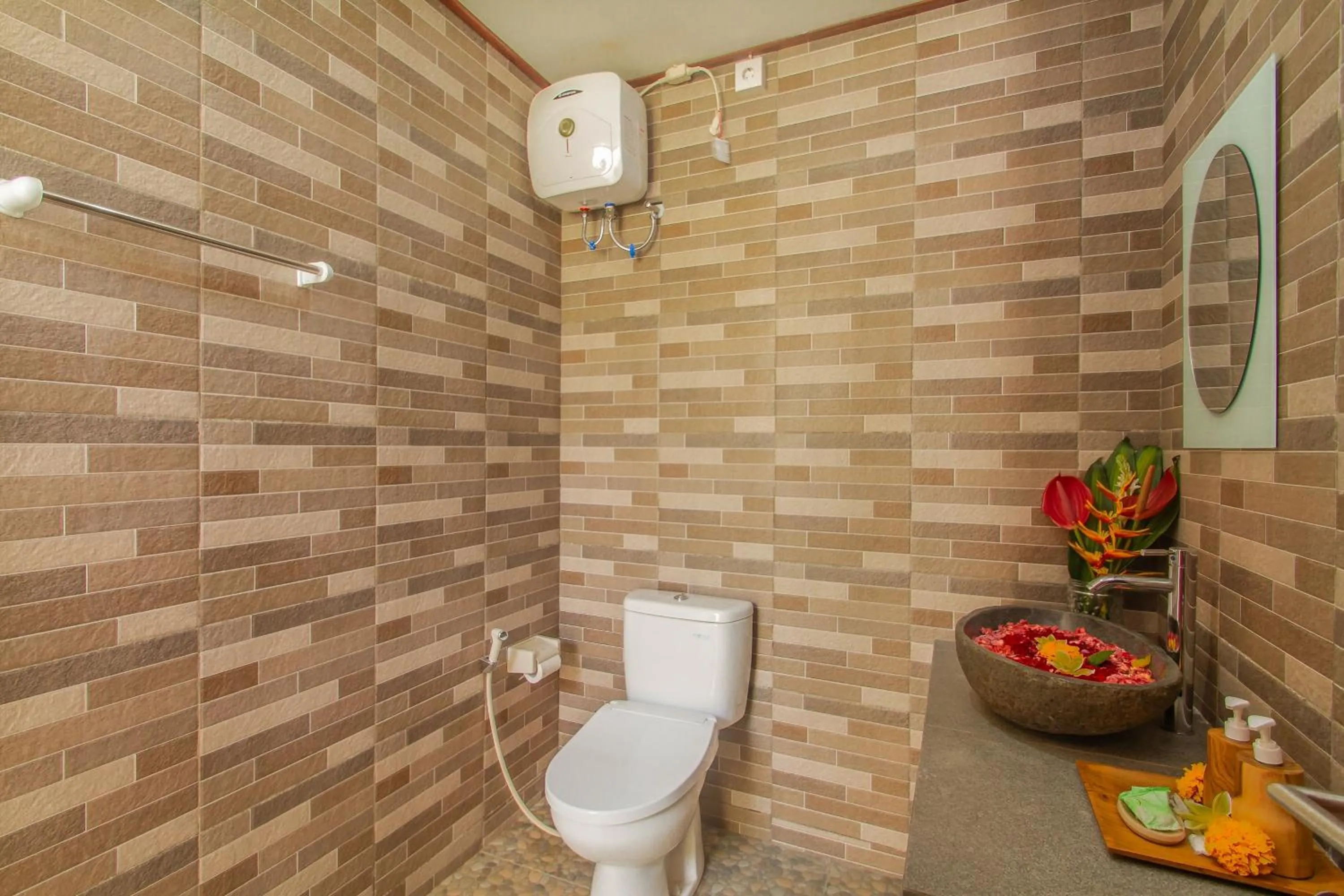 Bathroom in Mailaku House