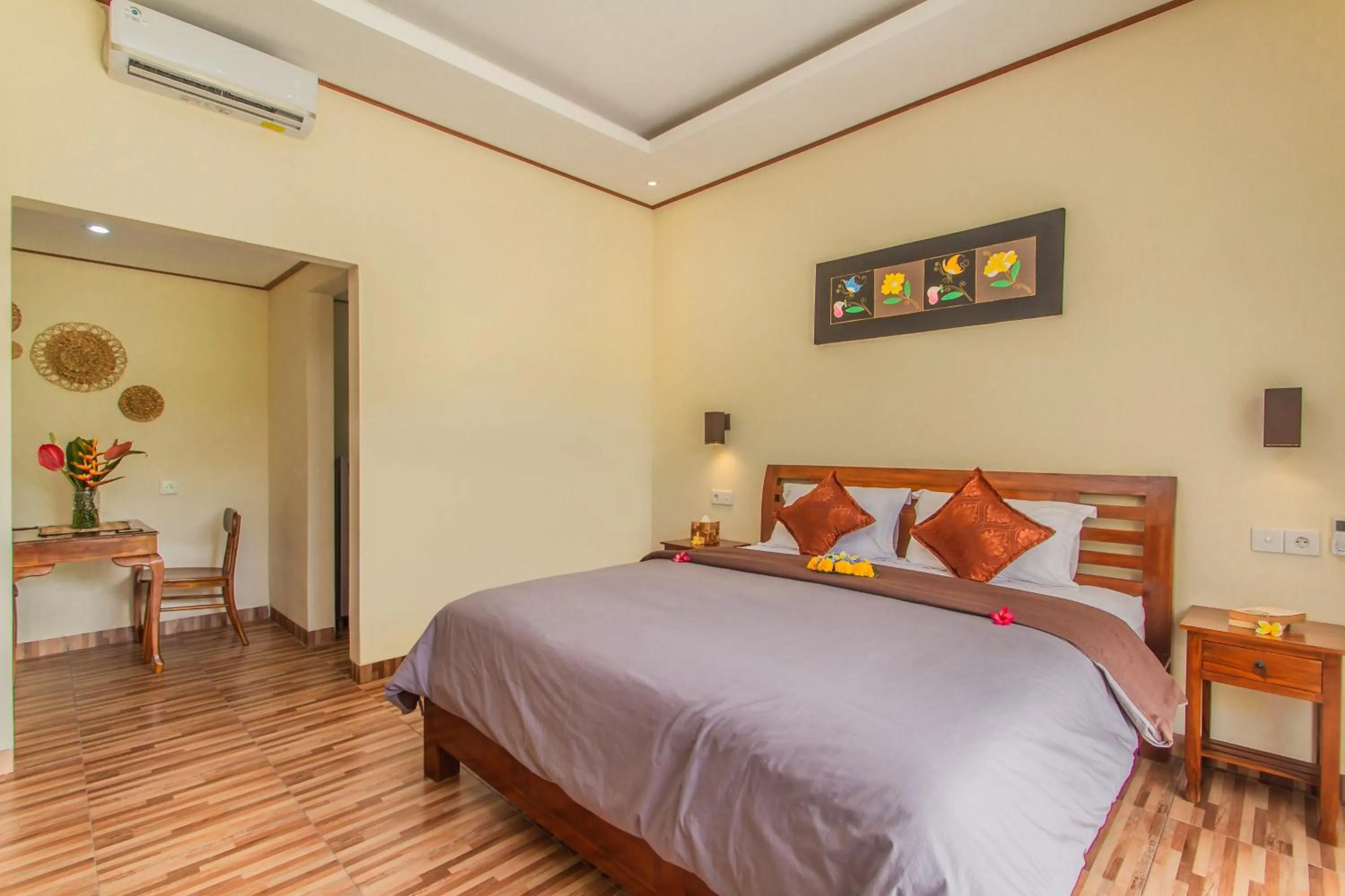 Bedroom, Bed in Mailaku House