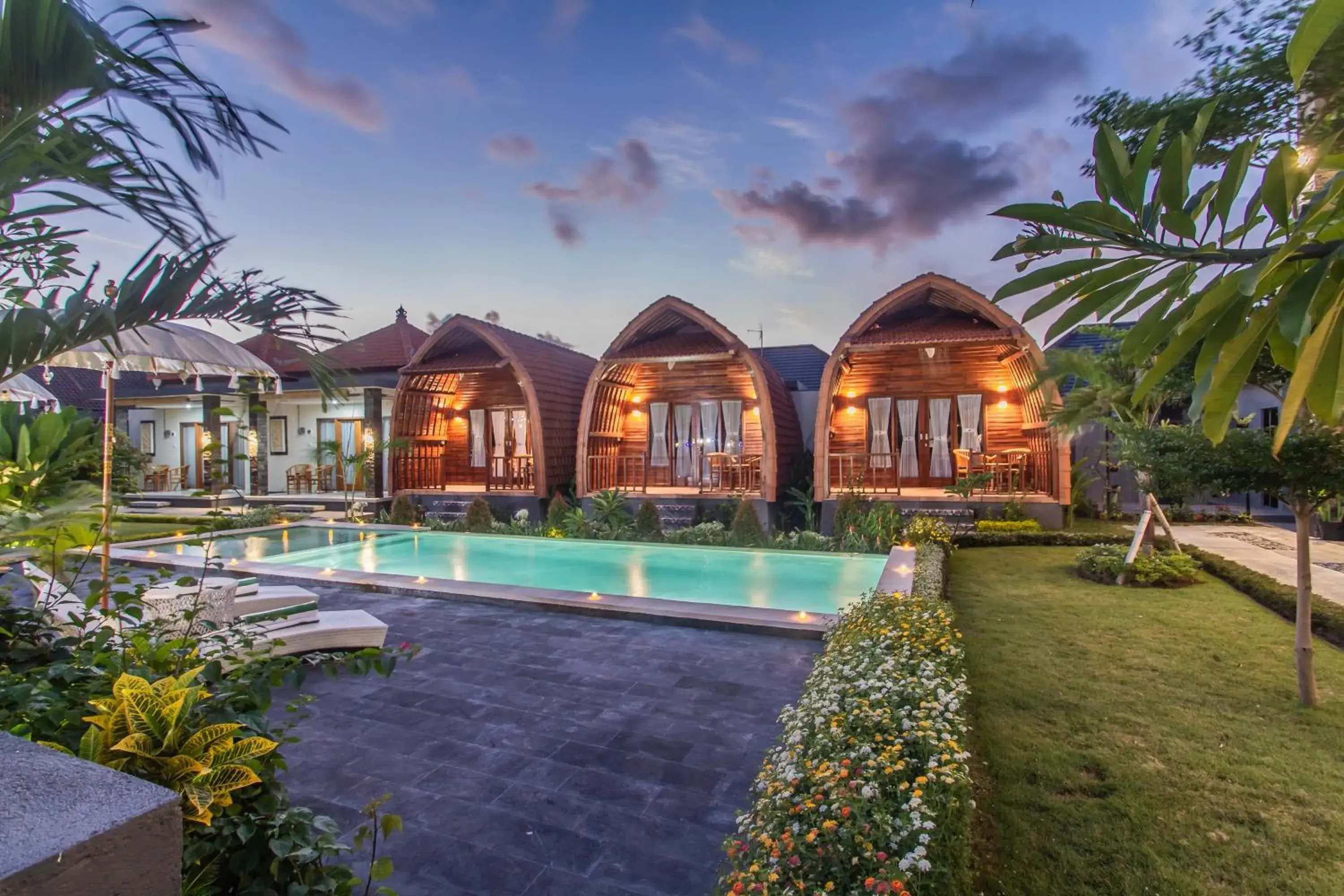 Bungalow with Garden View in Mailaku House Bungalow with Garden View in Mailaku House