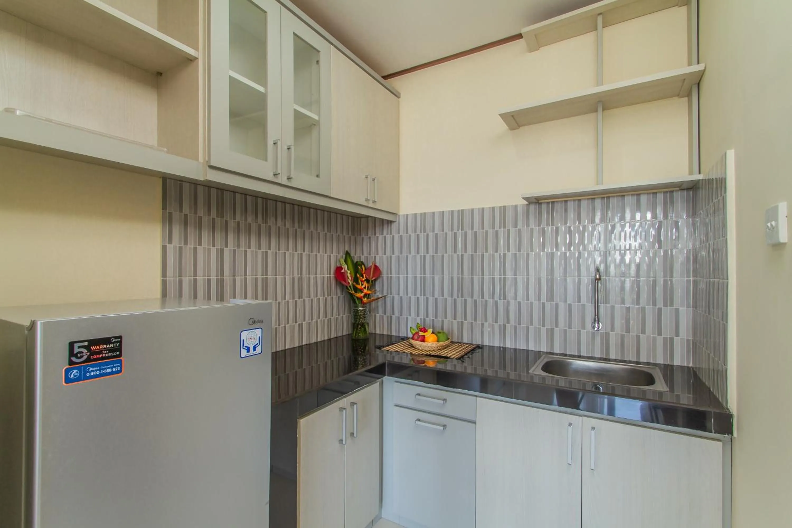 Kitchen or kitchenette in Mailaku House