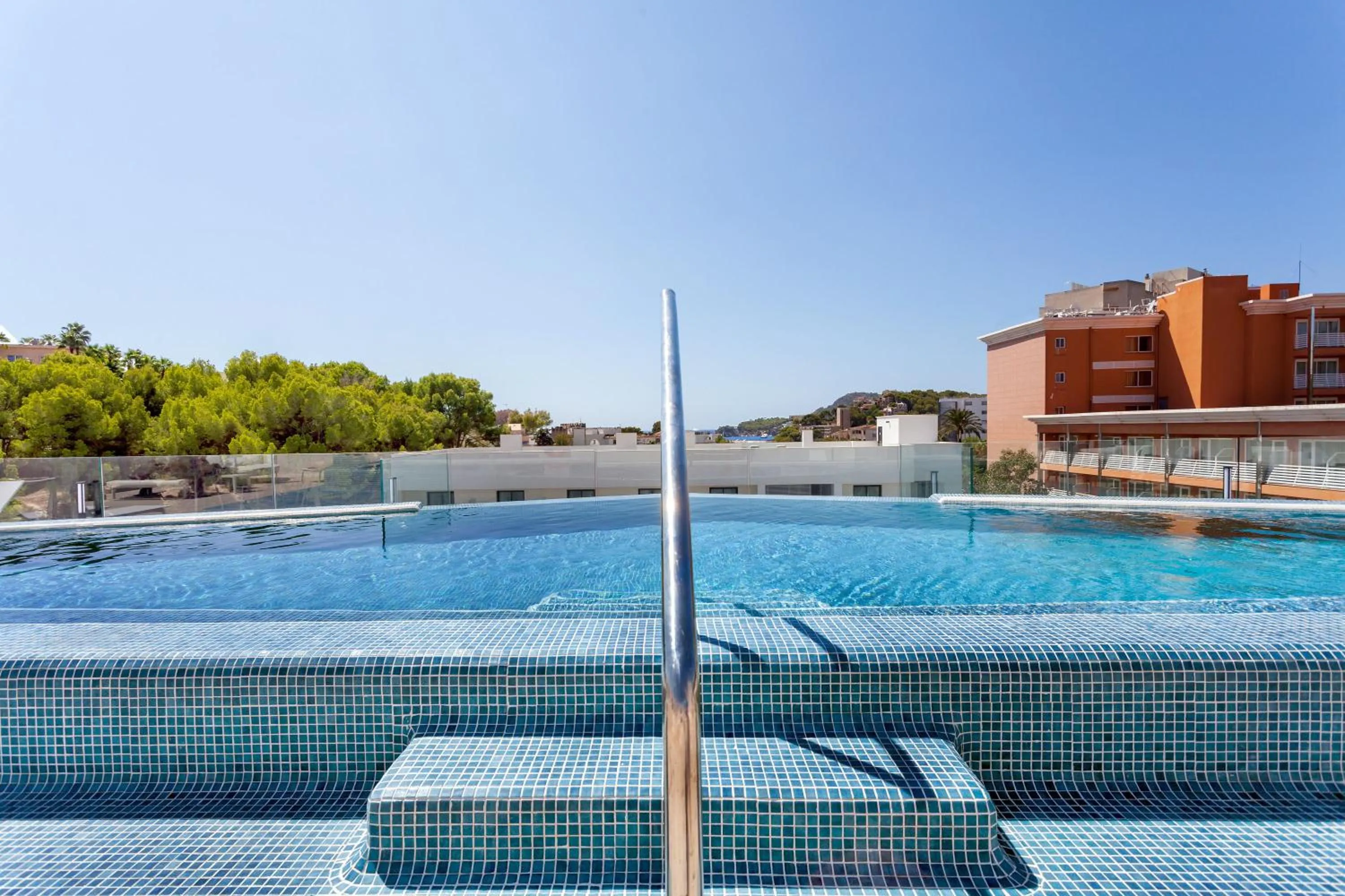 Swimming pool in Hotel Morlans Suites - Adults Only