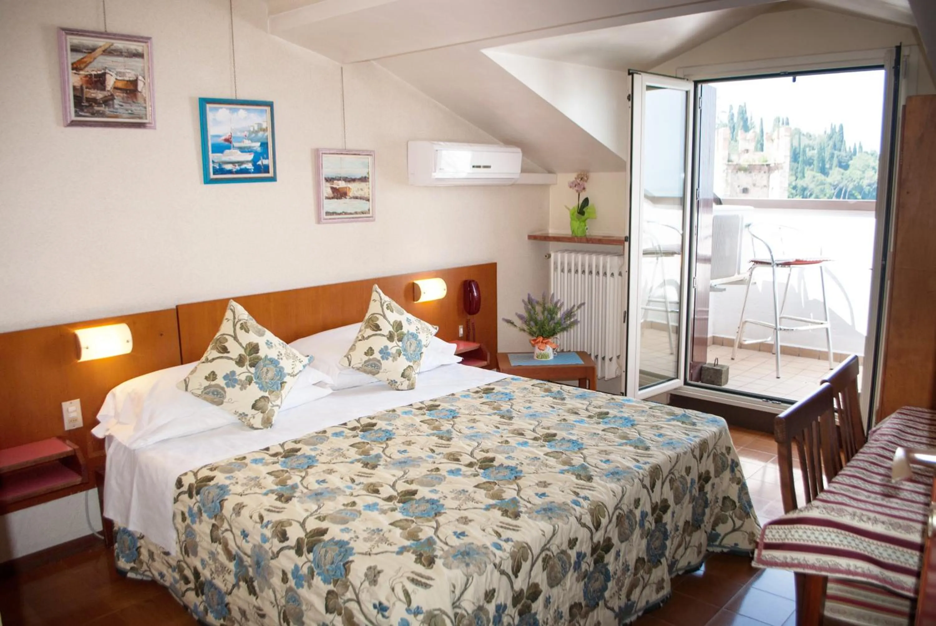 Bedroom in Hotel Grifone